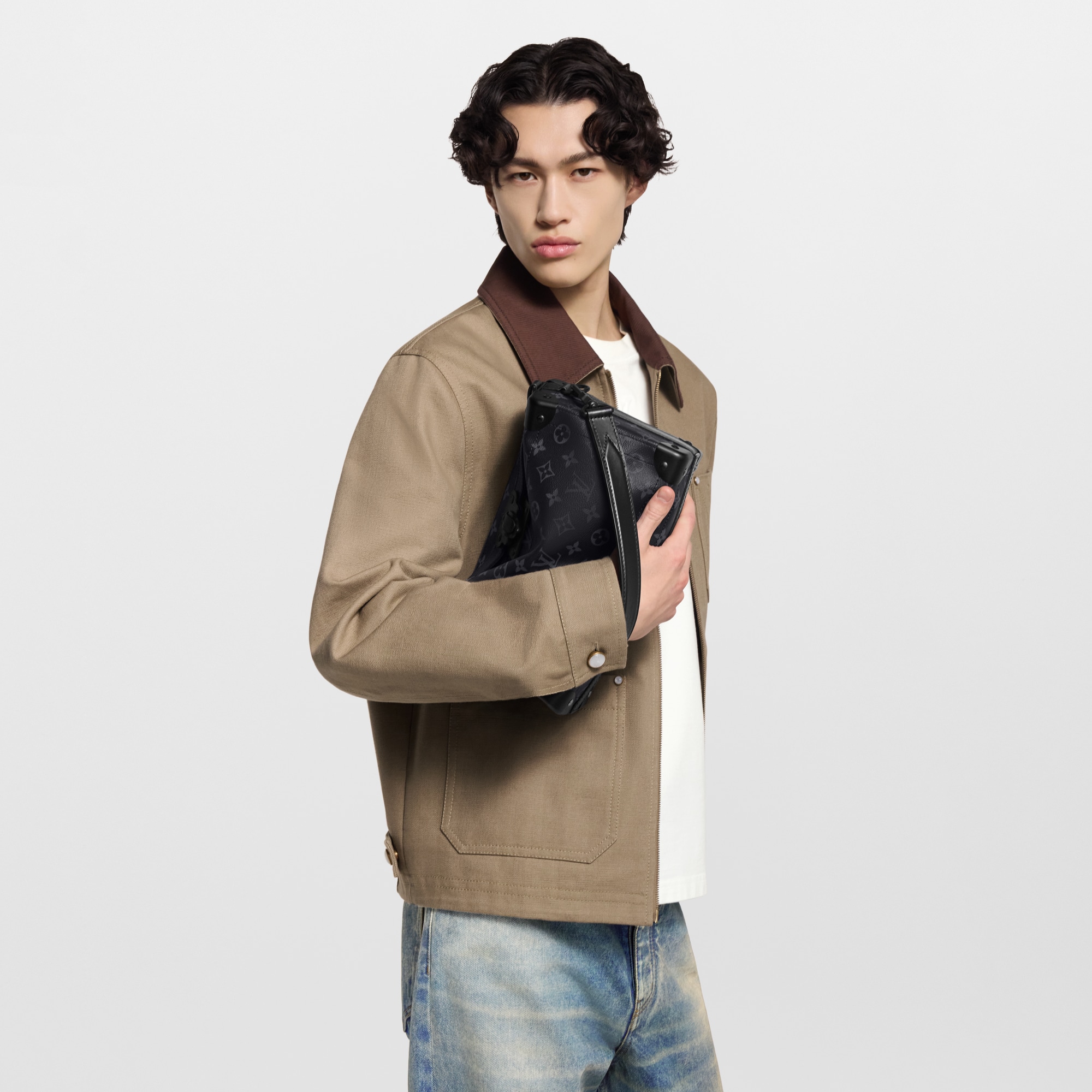 Bolso Soul Trunk East West Lona Monogram Eclipse Bolsos y pequeña marroquinería Bolso de hombre Novedades | LOUIS VUITTON (Zoom de producto)