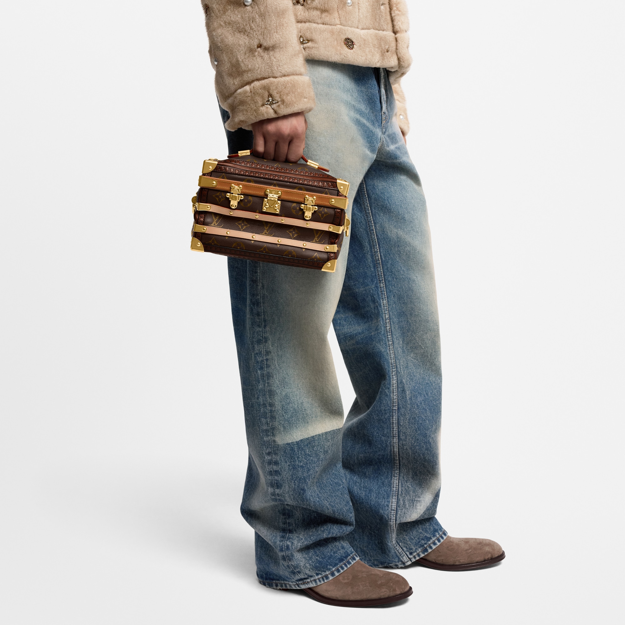 Bolso Squeeze Trunk autres_cuirs_monogram Bolsos y pequeña marroquinería Bolsos de mujer Novedades | LOUIS VUITTON (Zoom de producto)