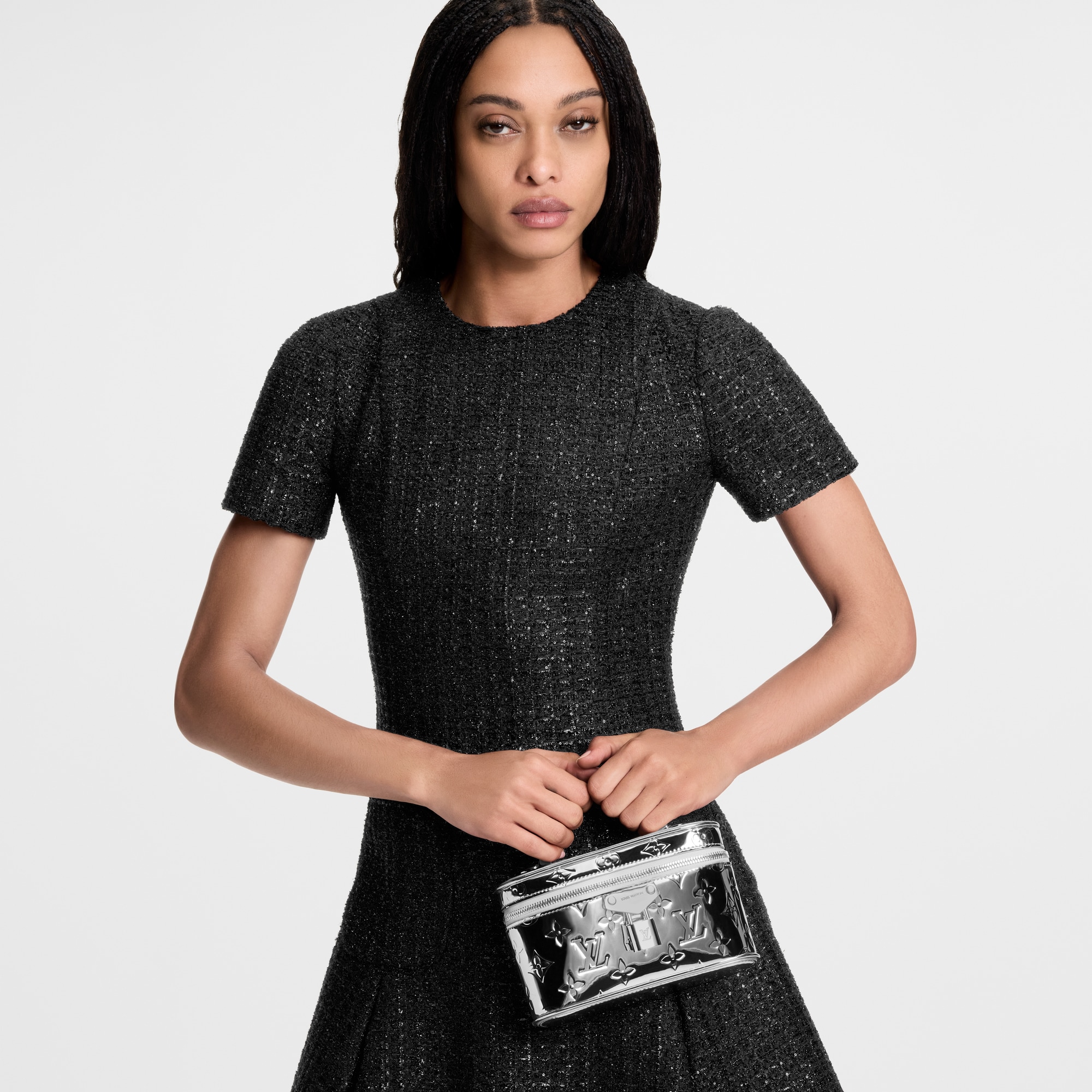 Bolso Vanity Chain Pouch Autres Toiles Monogram Mujer Carteras y pequeña marroquinería Carteras con cadena y mini bolsos | LOUIS VUITTON (Zoom de producto)