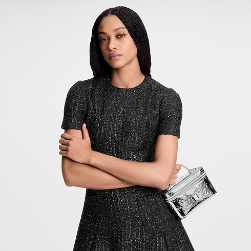 Bolso Vanity Chain Pouch Autres Toiles Monogram Mujer Carteras y pequeña marroquinería Carteras con cadena y mini bolsos | LOUIS VUITTON (Zoom de producto)