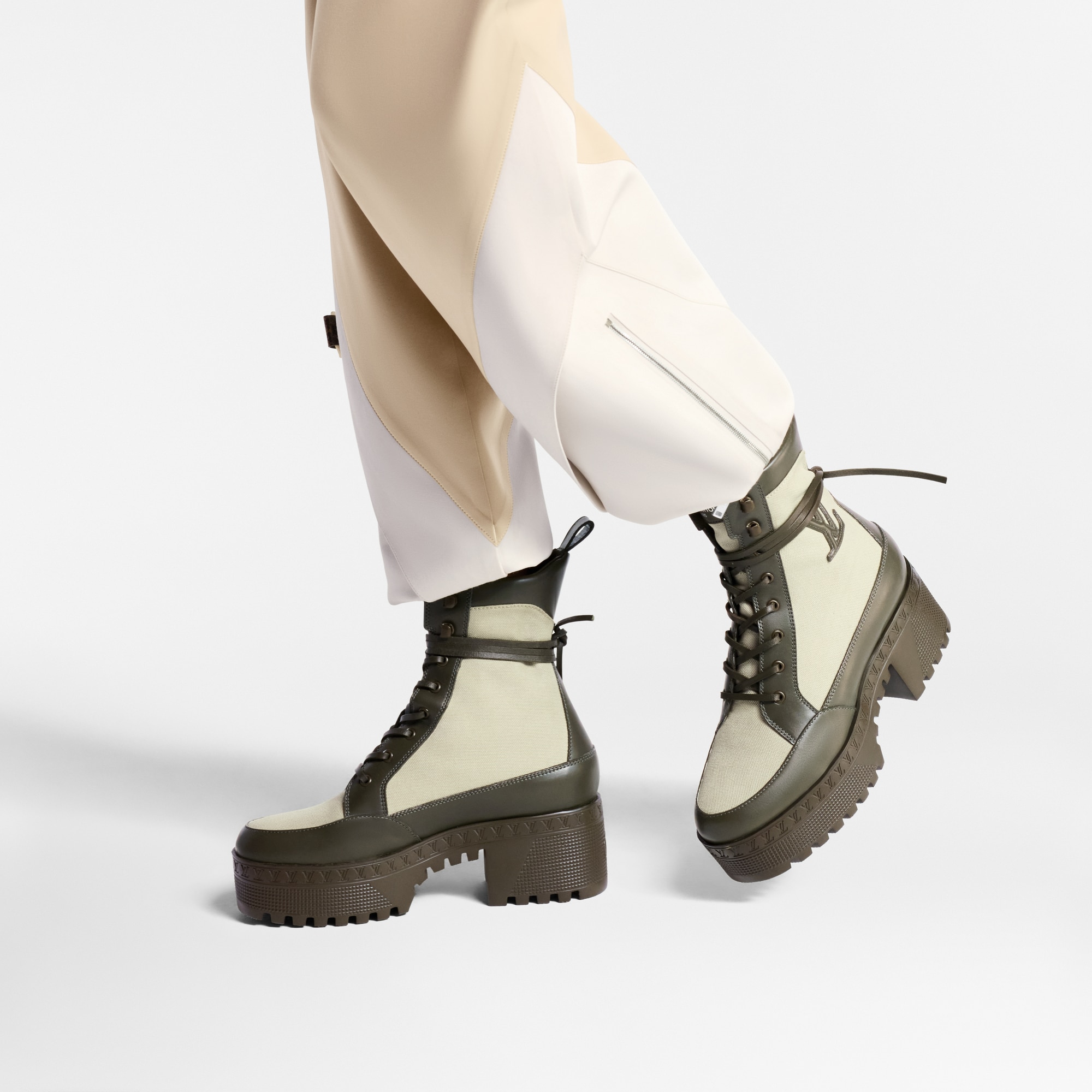 Bota de desierto Laureate con plataforma  Mujer Zapatos Botas y botines | LOUIS VUITTON (Zoom de producto)