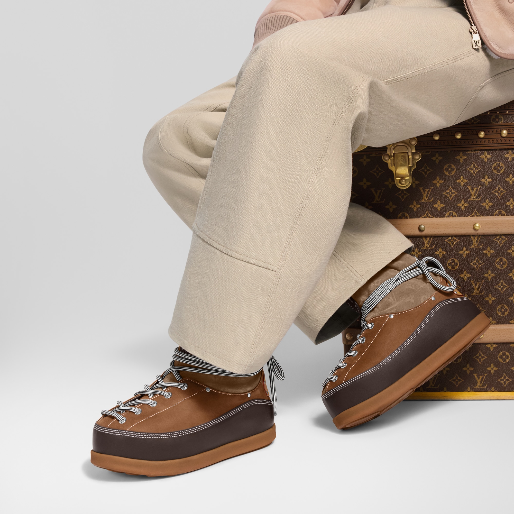 Bota de media caña LV Yeti  Hombre Zapatos Botas | LOUIS VUITTON (Zoom de producto)