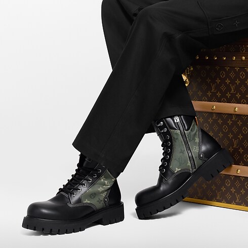 Bota militar LV Remix Hombre Zapatos Botas | LOUIS VUITTON (Zoom de producto)