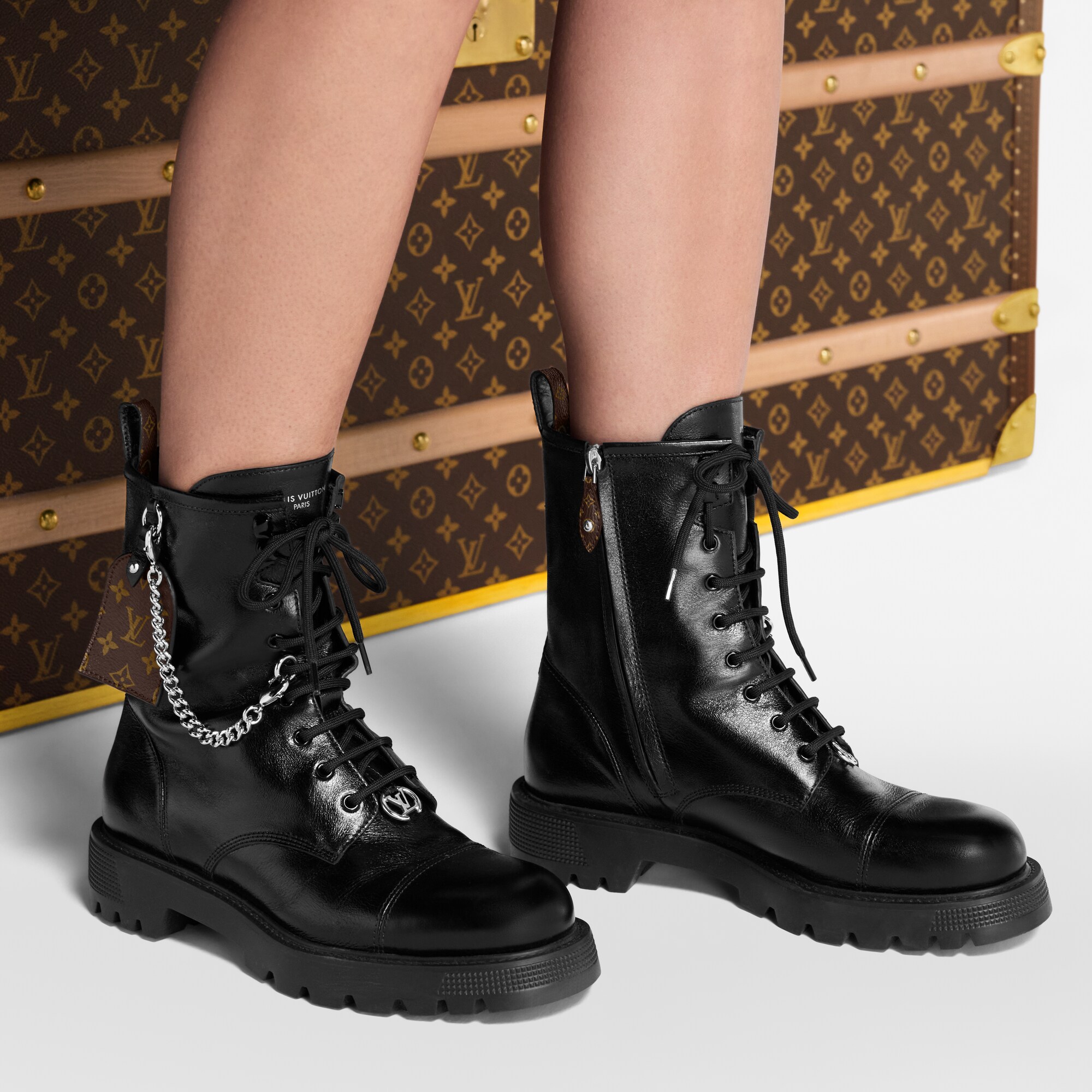 Botín militar District  Mujer Zapatos Botas y botines | LOUIS VUITTON (Zoom de producto)