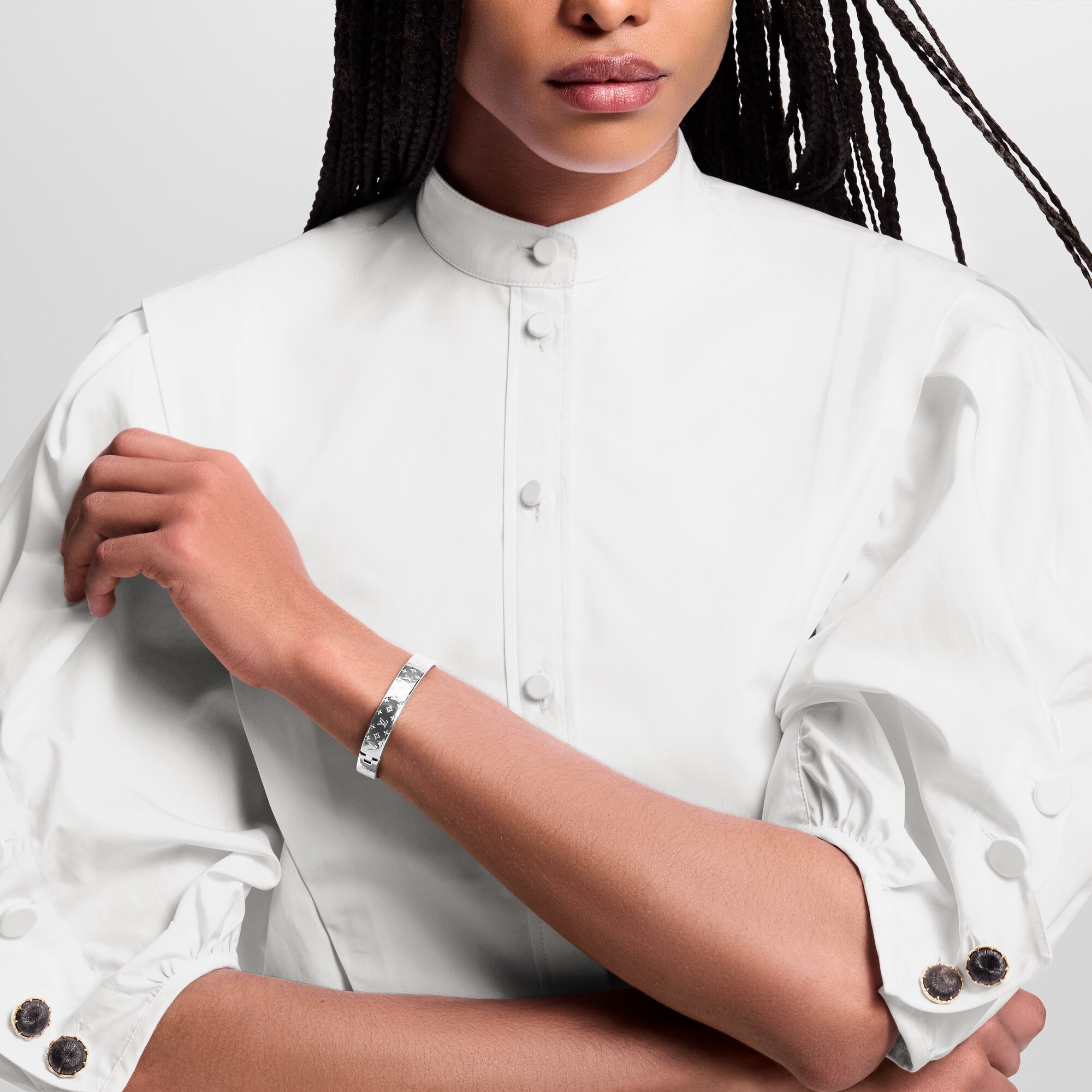 Brazalete abierto Nanogram S00 Mujer Bisutería Toda la bisutería | LOUIS VUITTON (Zoom de producto)