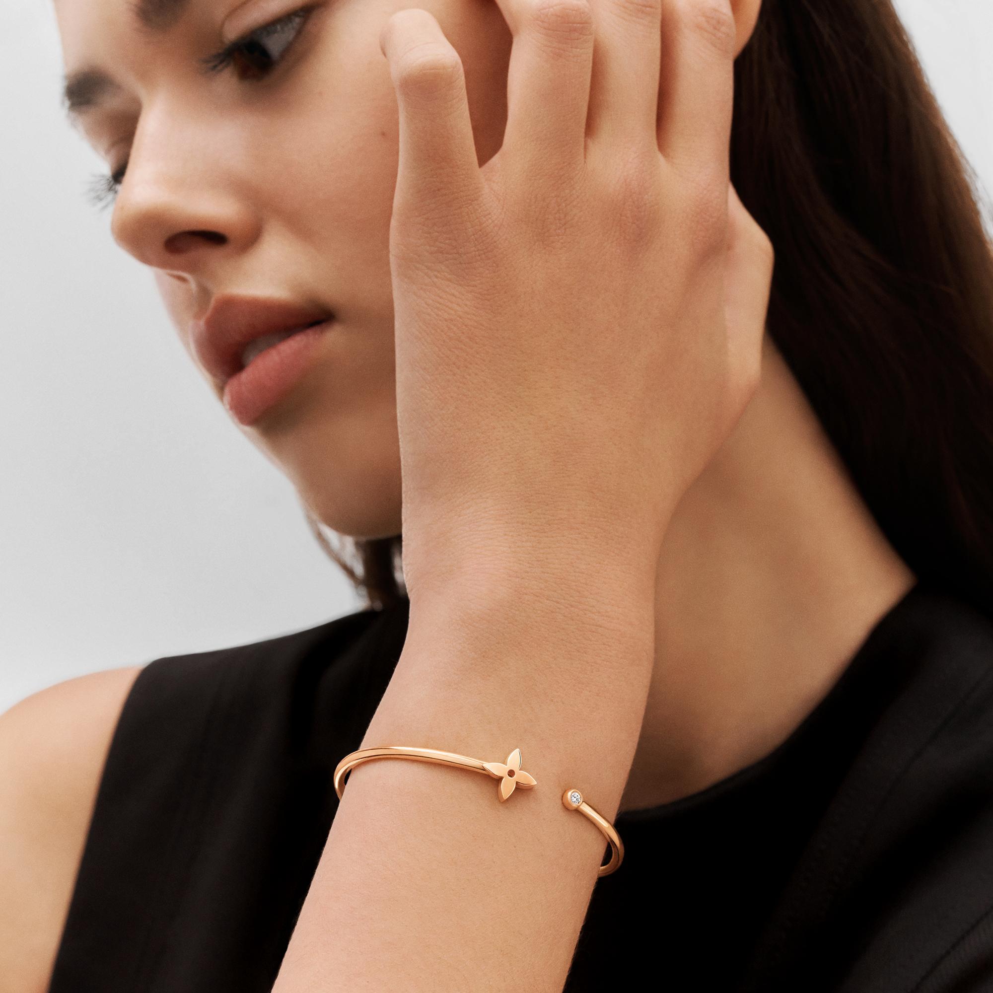 Brazalete Idylle Blossom Twist de oro rosa  Joyería Categorías Joyería | LOUIS VUITTON (Zoom de producto)