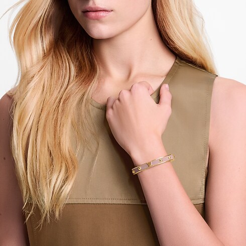 Brazalete LV Initiales S00 Mujer Bisutería Pulseras | LOUIS VUITTON (Zoom de producto)