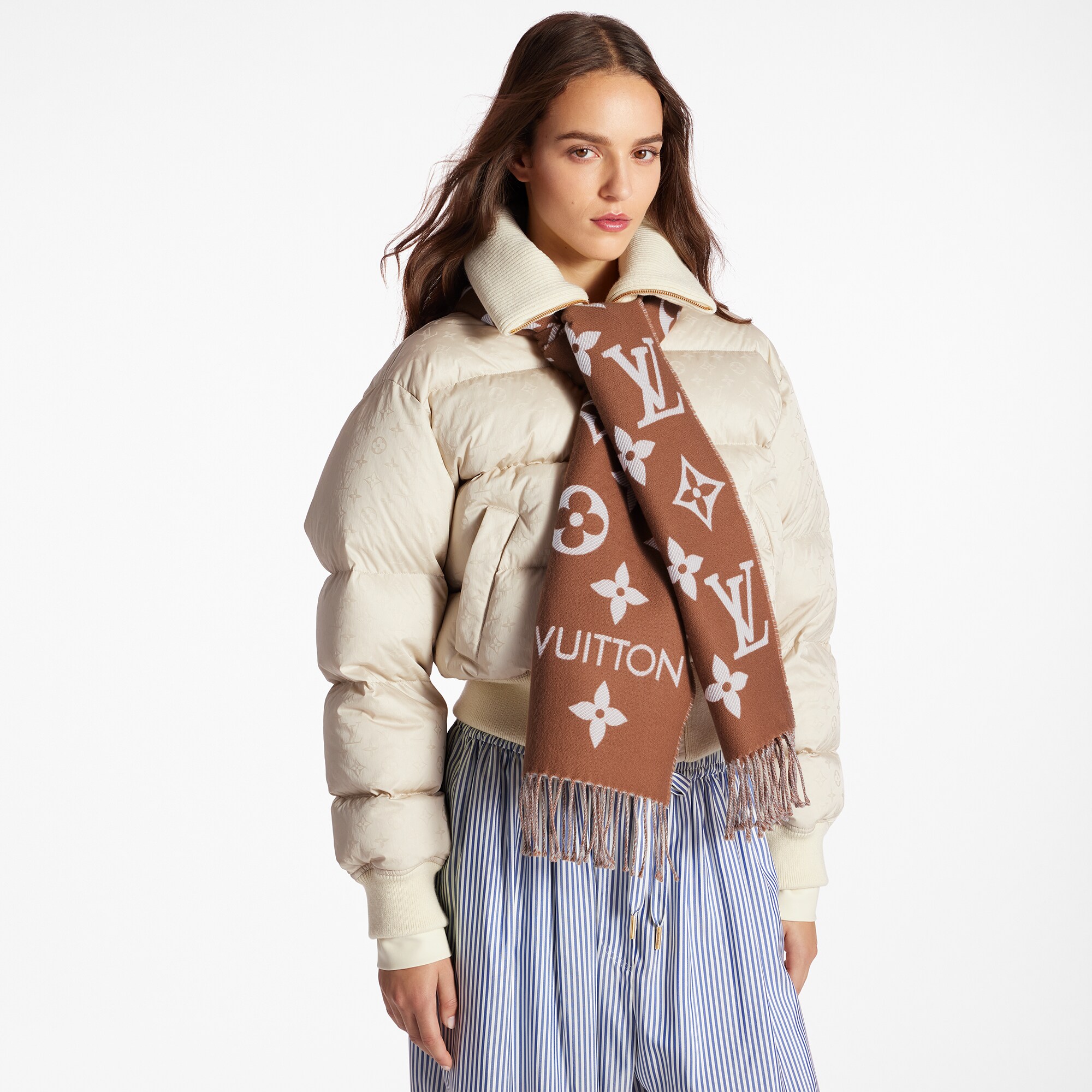 Bufanda LV Essential S00 Mujer Accesorios Bufandas | LOUIS VUITTON (Zoom de producto)