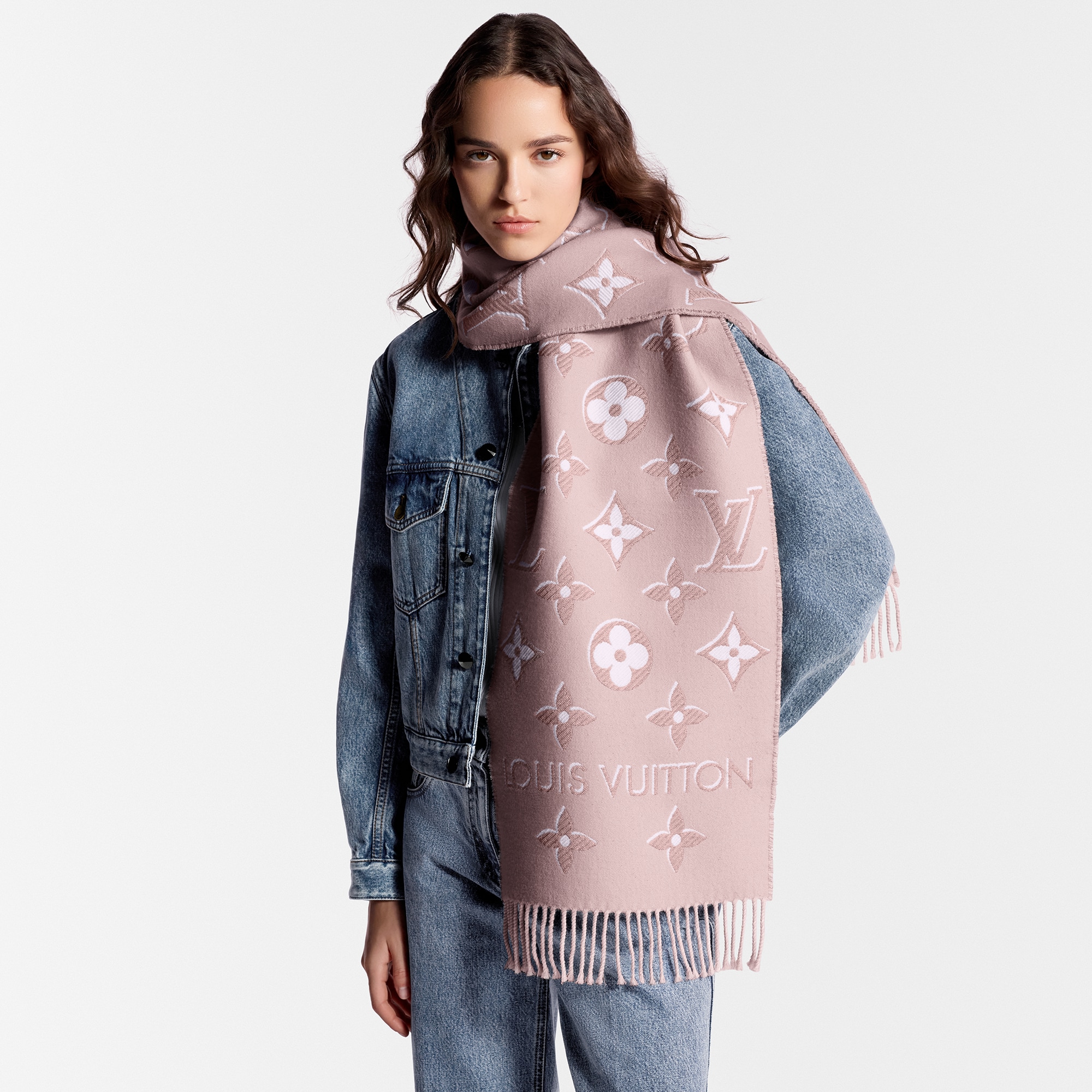 Bufanda LV Essential Shine S00 Mujer Accesorios Bufandas | LOUIS VUITTON (Zoom de producto)