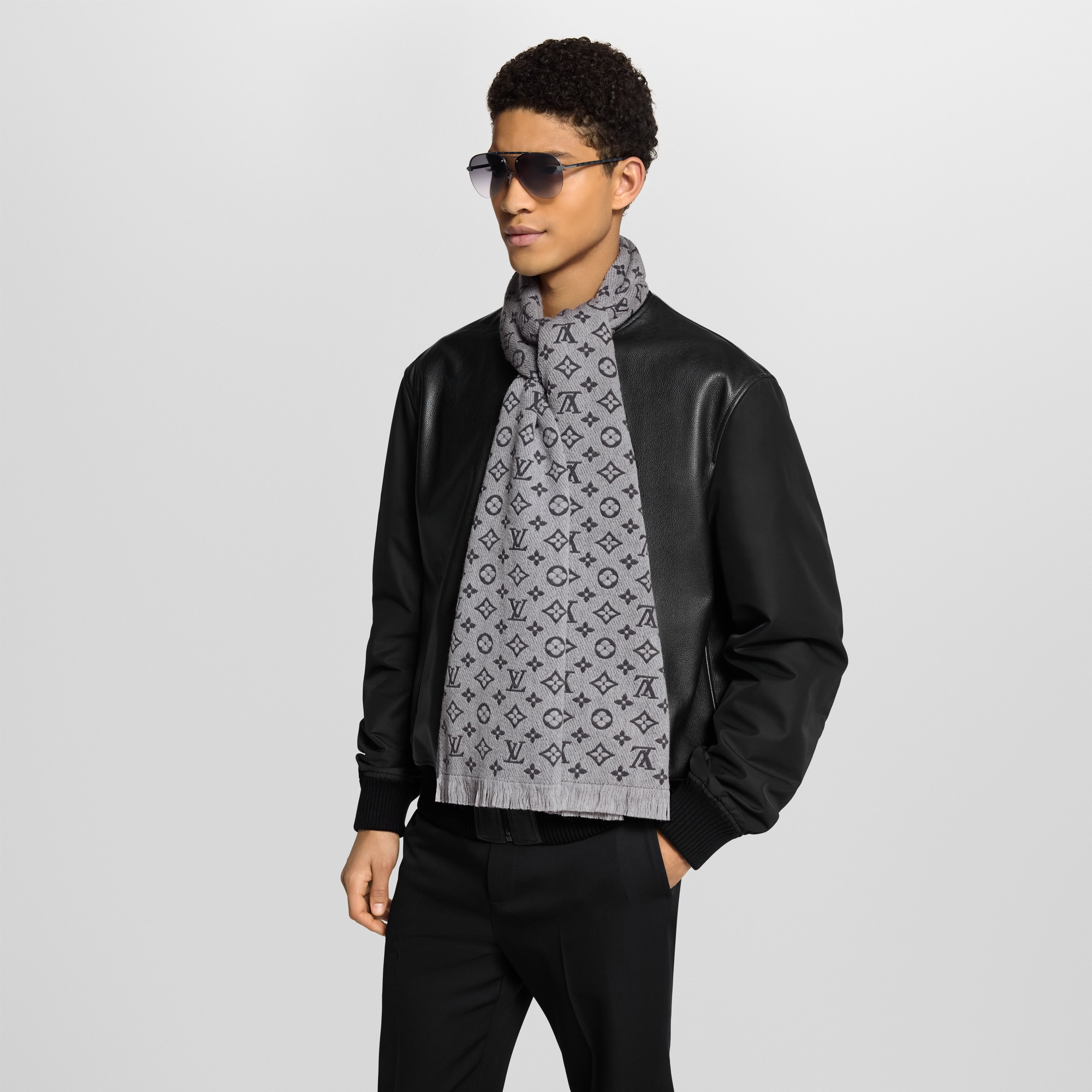 Bufanda Monogram Classic S00 Hombre Accesorios Bufandas | LOUIS VUITTON (Zoom de producto)