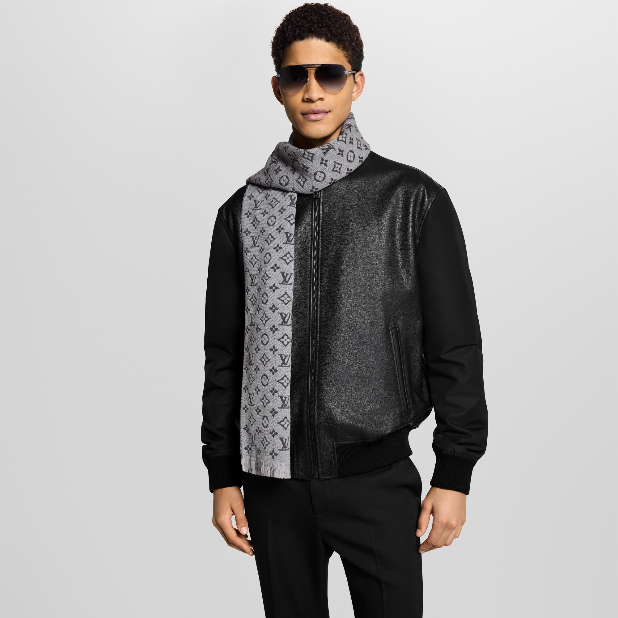 Bufanda Monogram Classic S00 Hombre Accesorios Bufandas | LOUIS VUITTON (Zoom de producto)