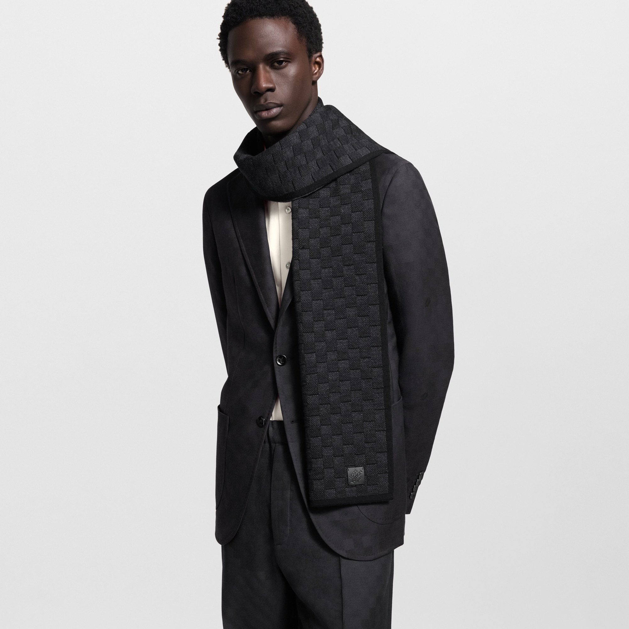 Bufanda Néo Petit Damier S00 Hombre Accesorios Nuevo esta temporada | LOUIS VUITTON (Zoom de producto)