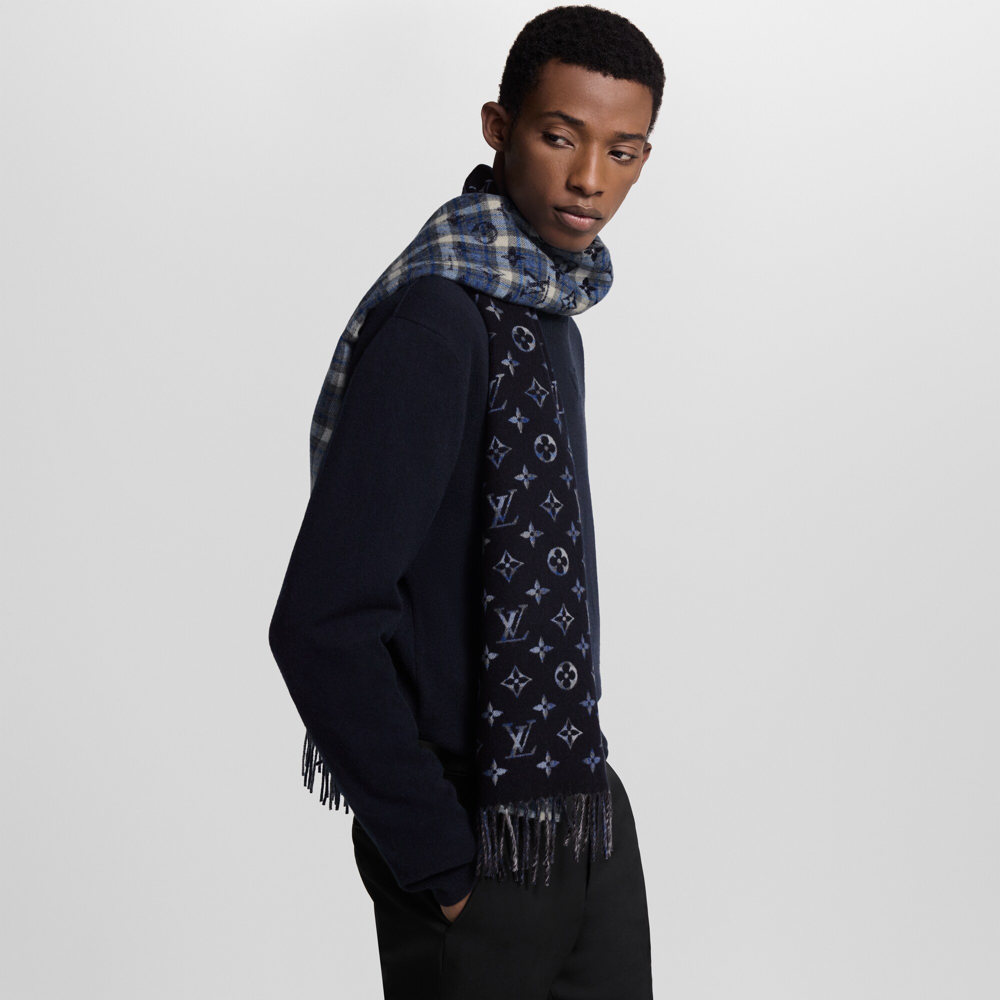 Bufanda urbana Monogram Gradient Tartan S00 Hombre Accesorios Bufandas | LOUIS VUITTON (Zoom de producto)