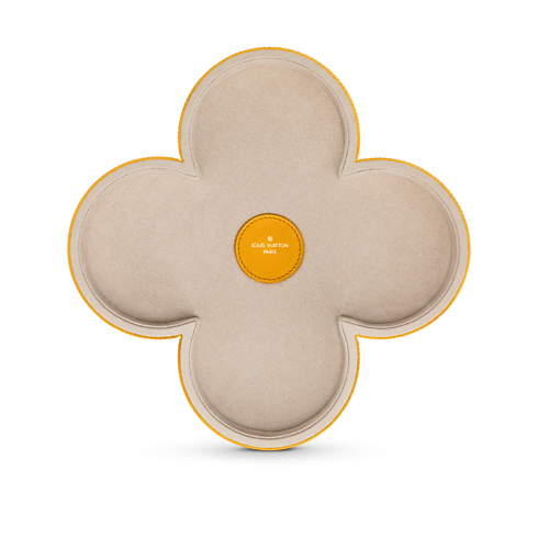 Caja Monogram Flower S00 Baúles, Viaje y Hogar Lo más destacado Campaña Art of Living | LOUIS VUITTON (Zoom de producto)
