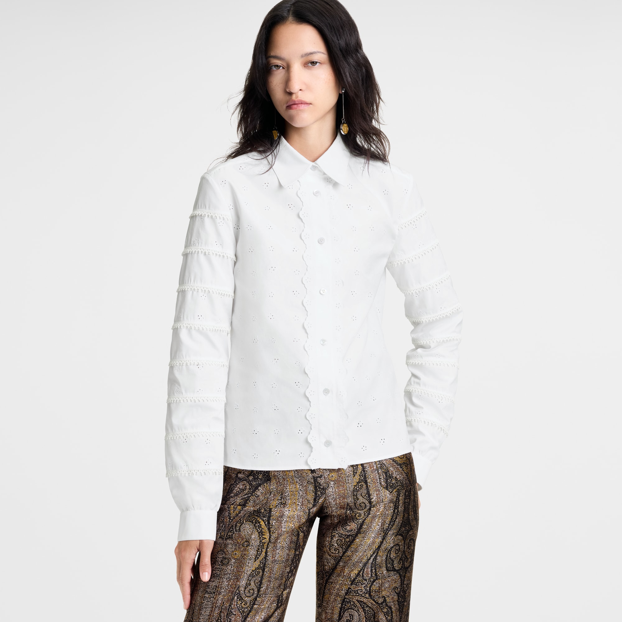 Camisa con bordado inglés  Mujer Prêt-à-Porter Tops | LOUIS VUITTON (Zoom de producto)
