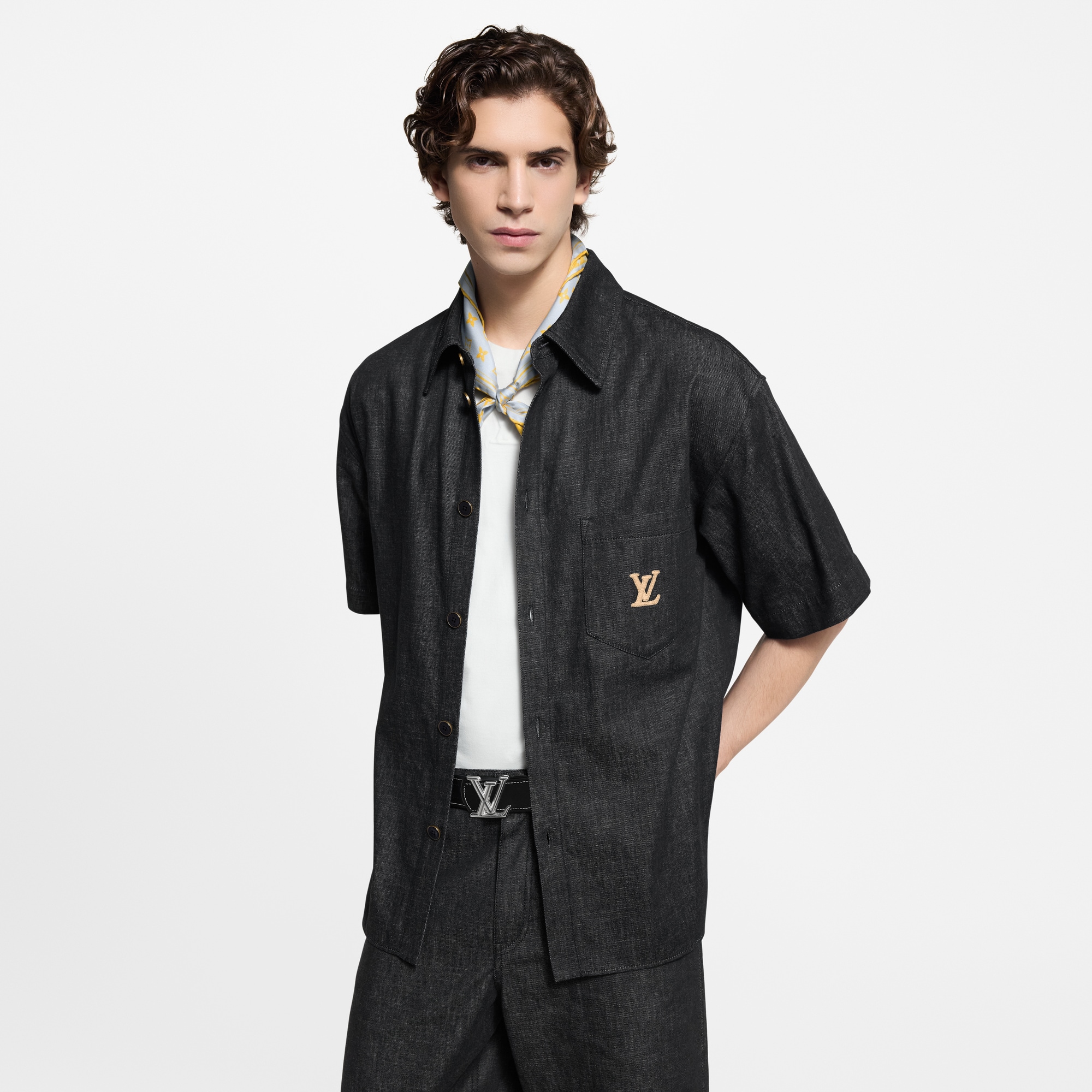 Camisa de manga corta en chambray  Hombre Prêt-à-Porter Camisas | LOUIS VUITTON (Zoom de producto)