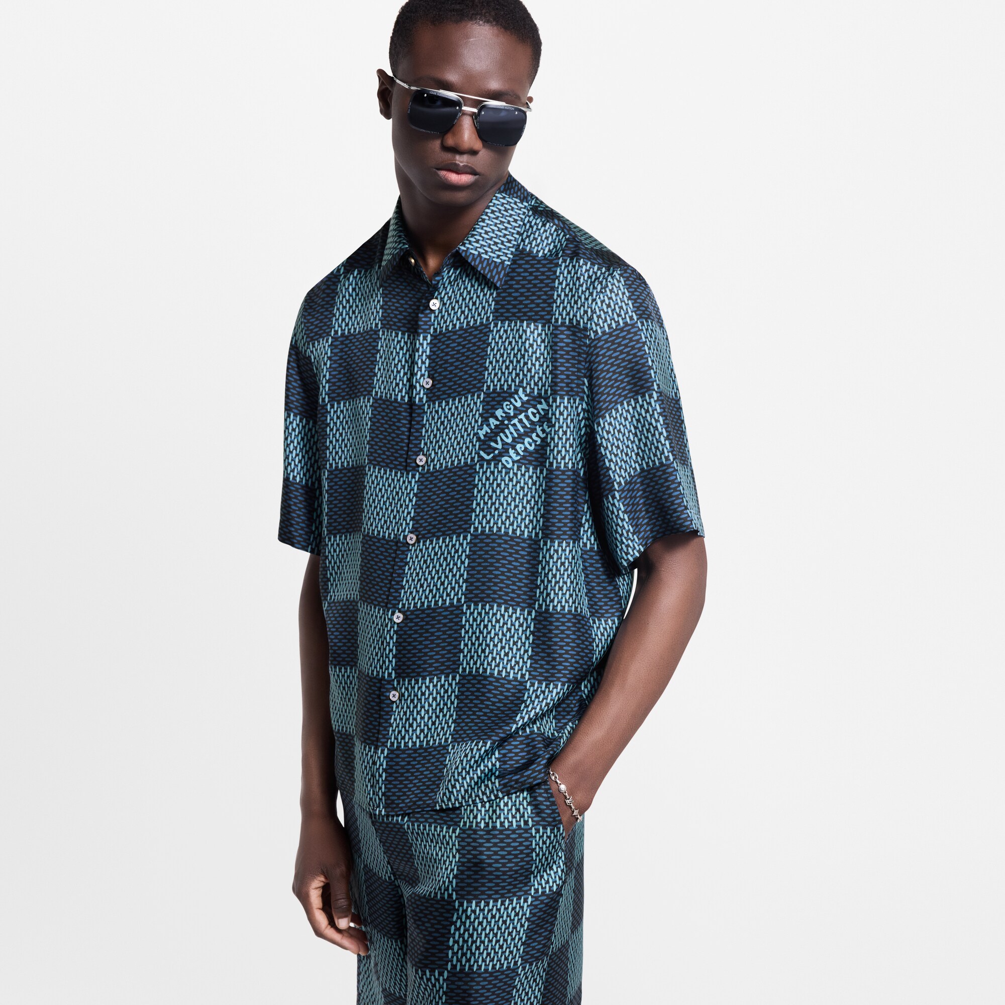 Camisa de manga corta en seda Damier  Hombre Prêt-à-Porter Camisas | LOUIS VUITTON (Zoom de producto)
