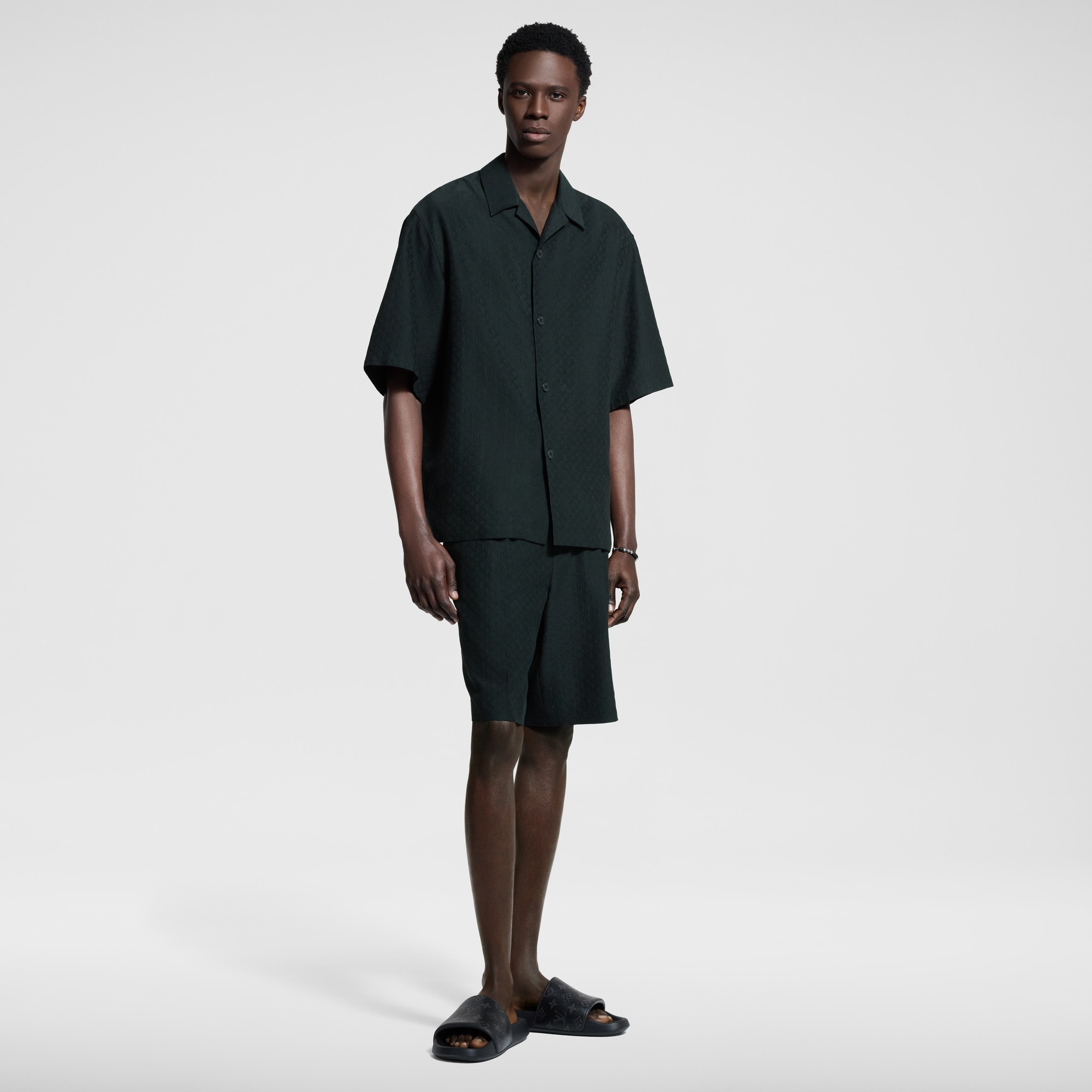 Camisa de manga corta Mini Monogram en seda y algodón  Hombre Prêt-à-Porter Camisas | LOUIS VUITTON (Zoom de producto)