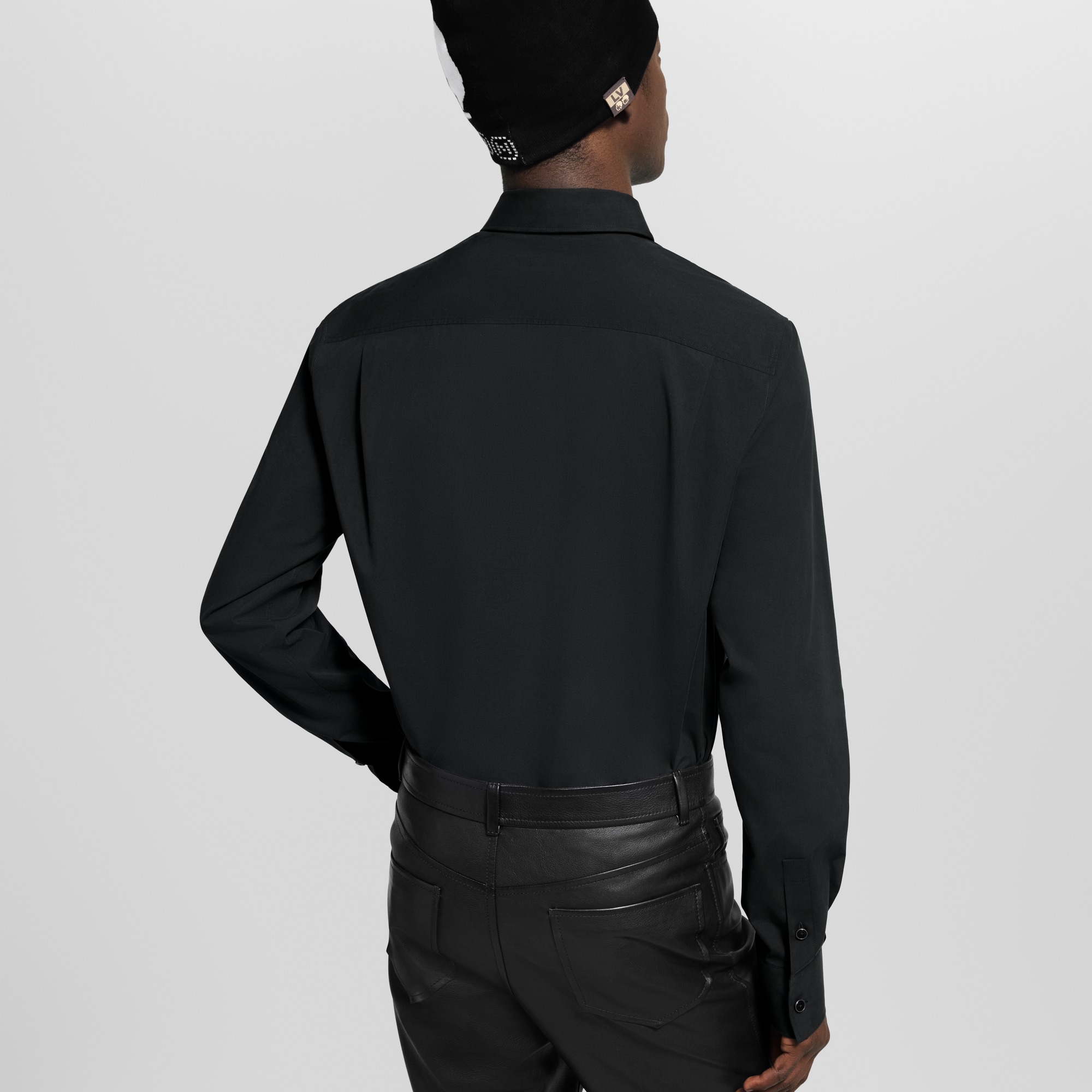 Camisa de manga larga con distintivo bordado  Hombre Prêt-à-Porter Camisas | LOUIS VUITTON (Zoom de producto)