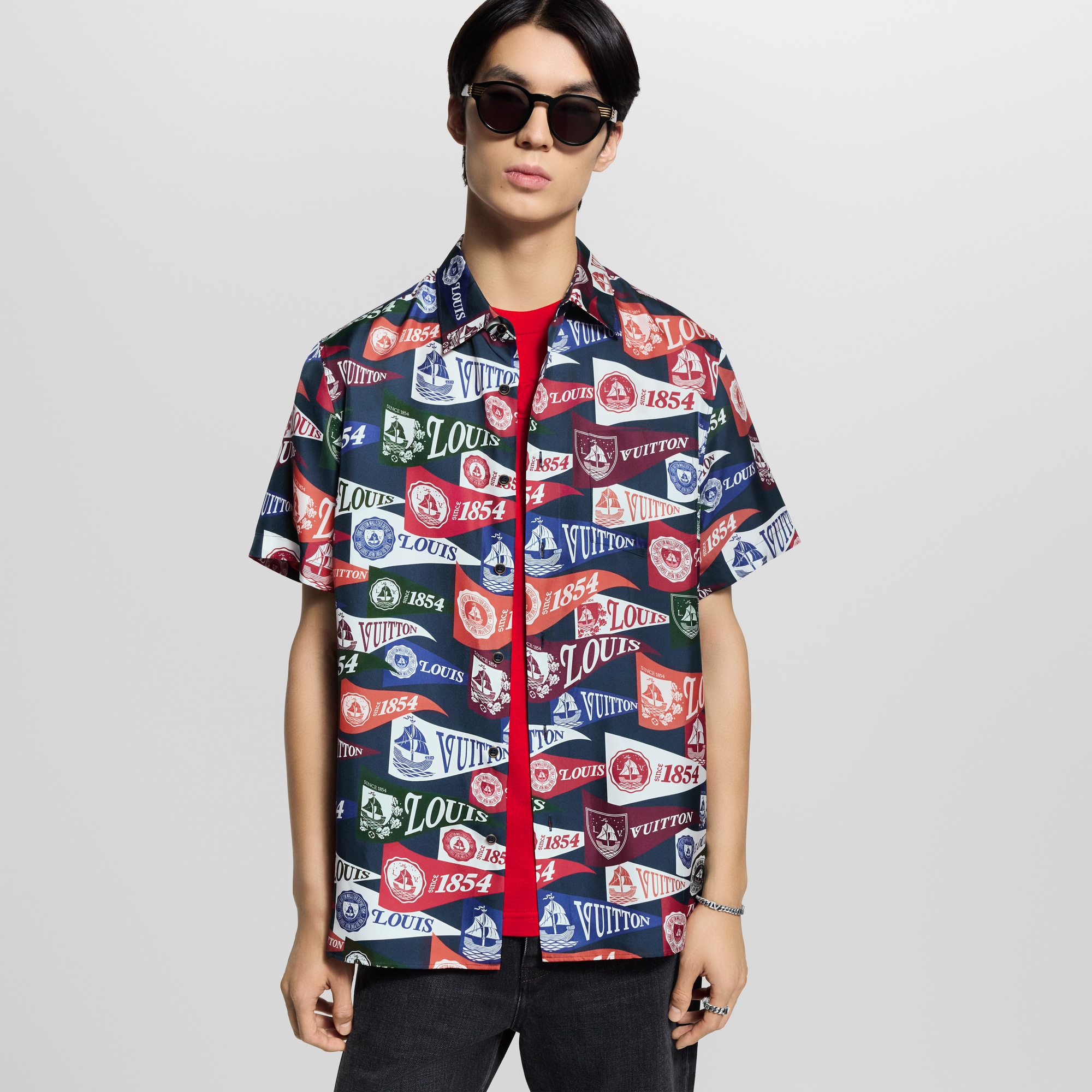 Camisa estampada de manga corta  Hombre Prêt-à-Porter Camisas | LOUIS VUITTON (Zoom de producto)
