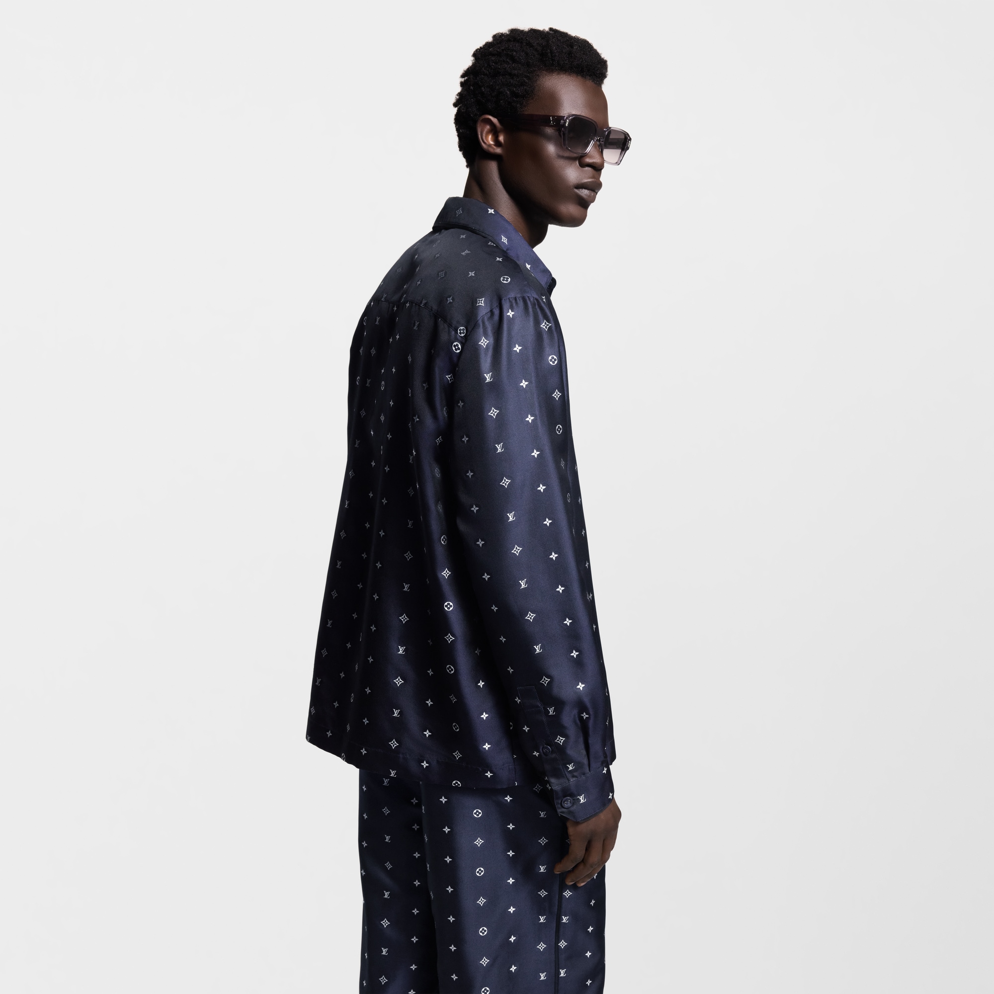 Camisa tipo pijama de seda Monogram  Hombre Prêt-à-Porter Camisas | LOUIS VUITTON (Zoom de producto)