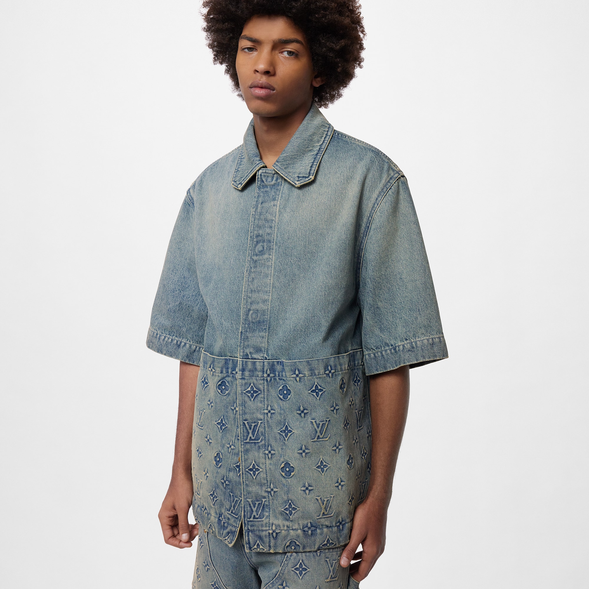 Camisa vaquera de manga corta  Hombre Prêt-à-Porter Camisas | LOUIS VUITTON (Zoom de producto)