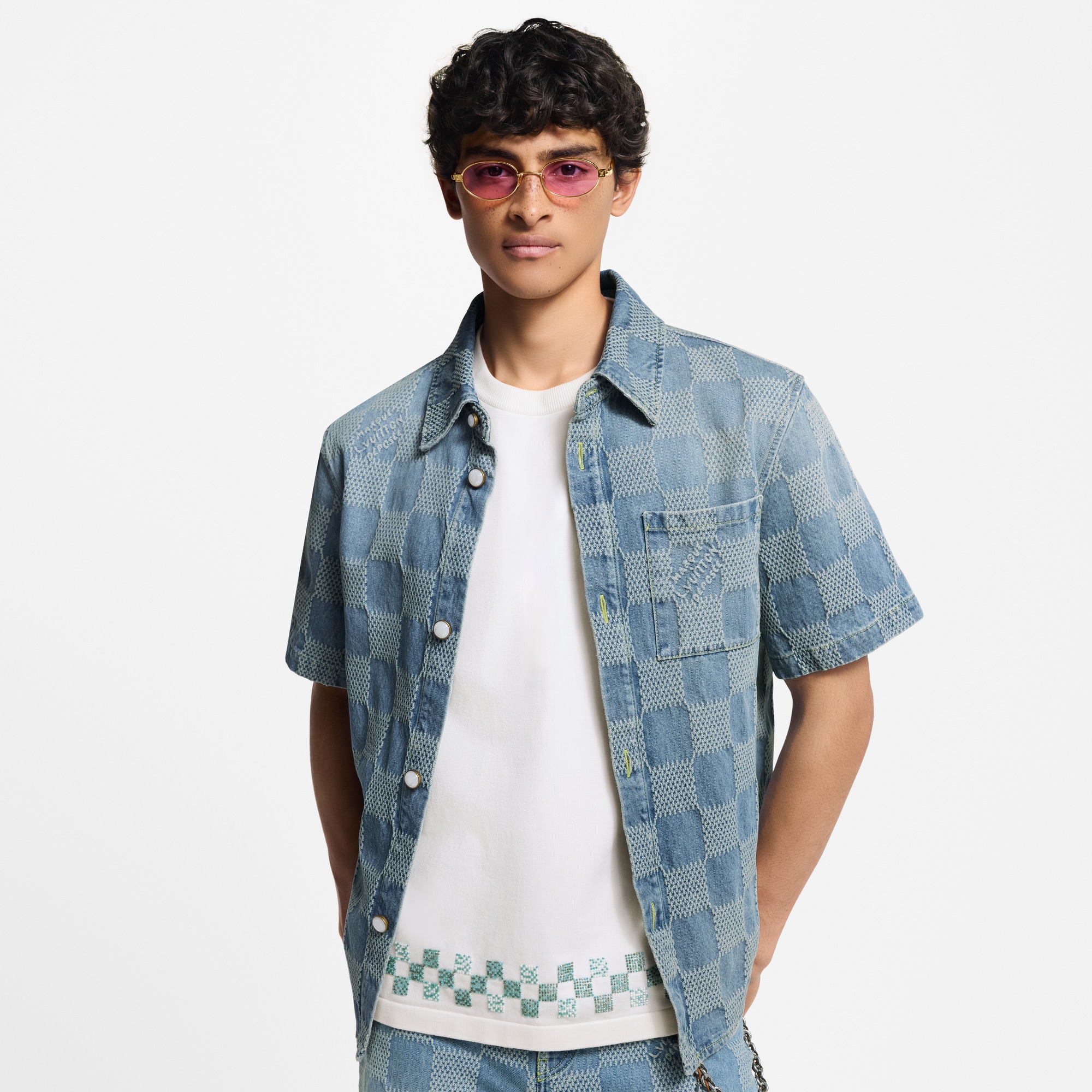 Camisa vaquera de manga corta 3D Damier  Hombre Prêt-à-Porter Camisas | LOUIS VUITTON (Zoom de producto)