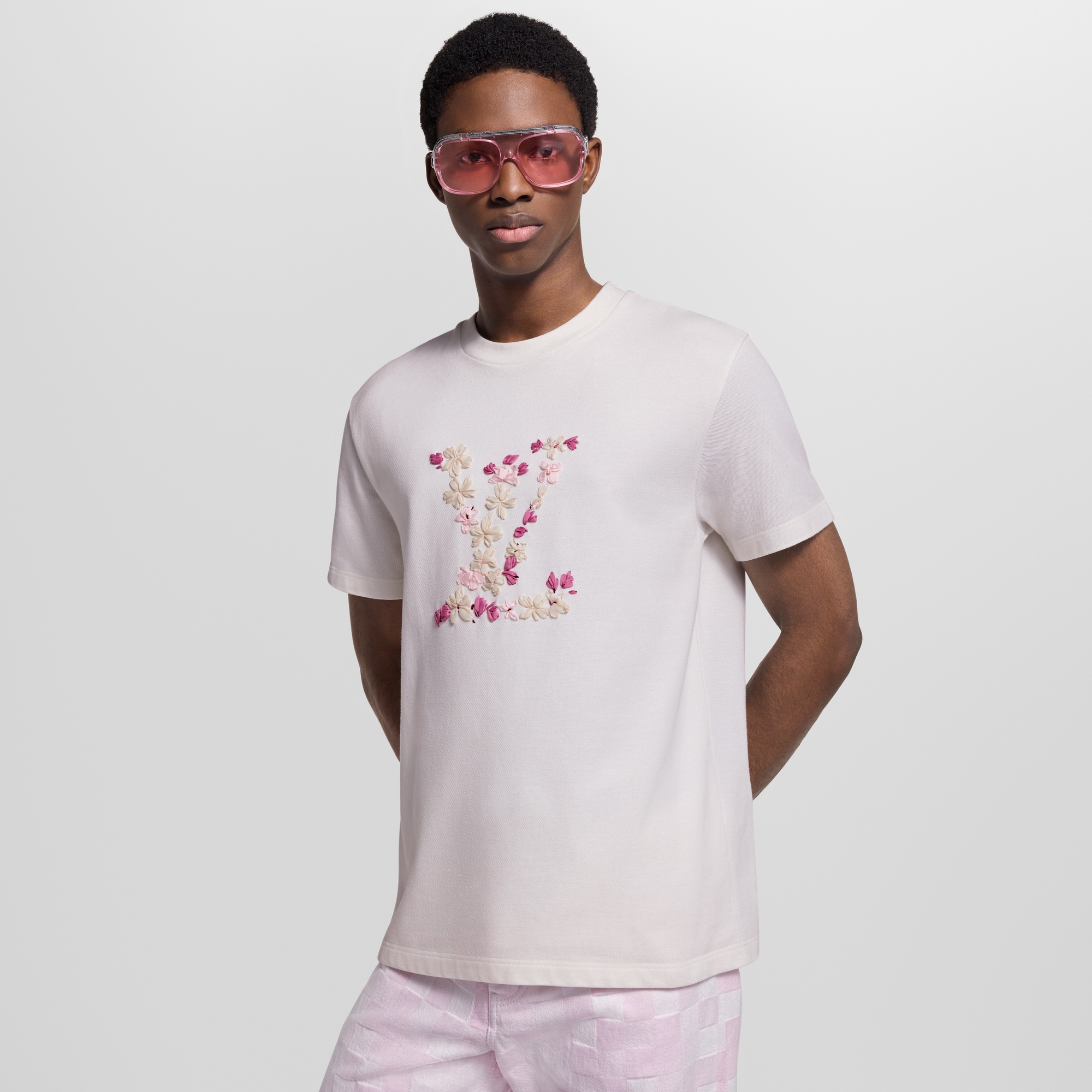 Camiseta bordada  Hombre Prêt-à-Porter Camisetas y polos | LOUIS VUITTON (Zoom de producto)