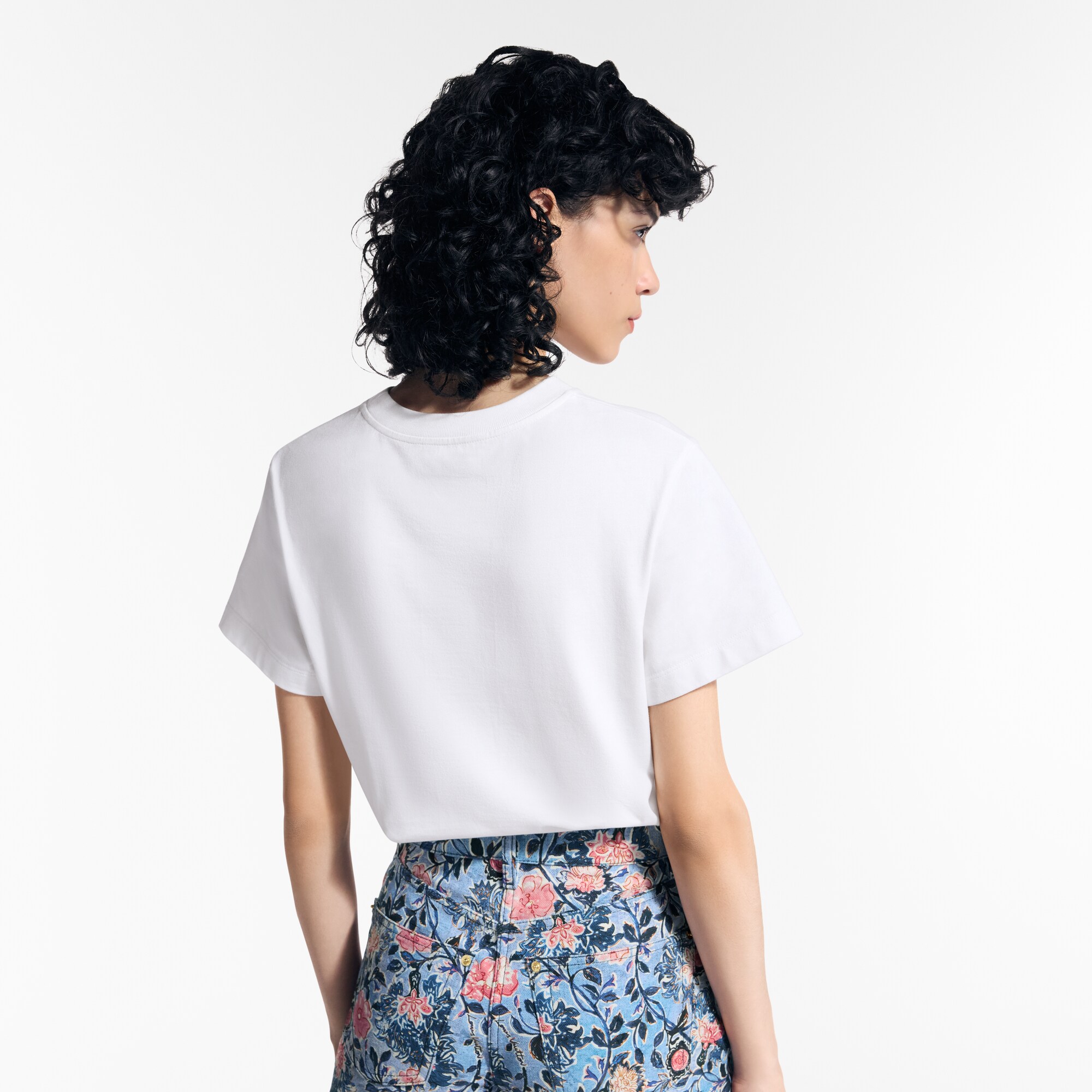 Camiseta con bordado LV  Mujer Prêt-à-Porter Tops | LOUIS VUITTON (Zoom de producto)