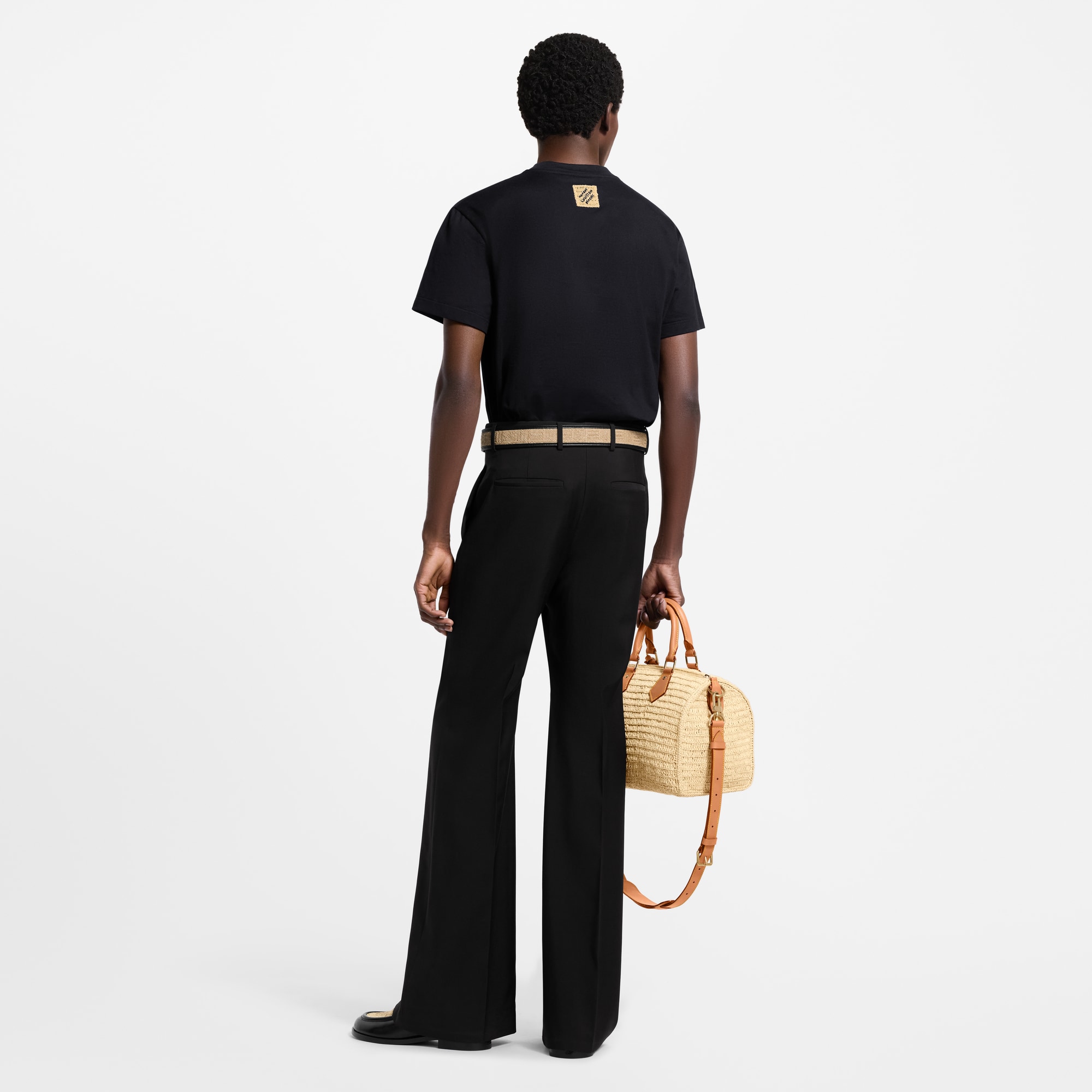 Camiseta con distintivo bordado  Hombre Prêt-à-Porter Camisetas y polos | LOUIS VUITTON (Zoom de producto)