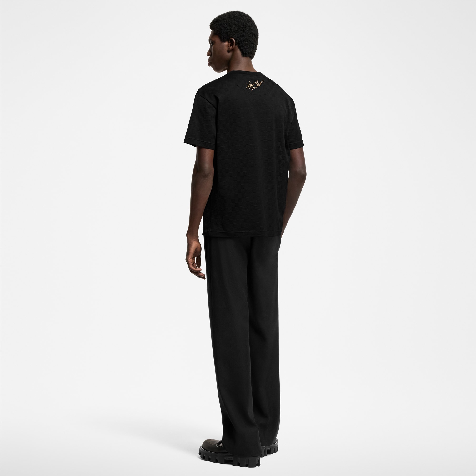 Camiseta de algodón con parche  Hombre Prêt-à-Porter Camisetas y polos | LOUIS VUITTON (Zoom de producto)