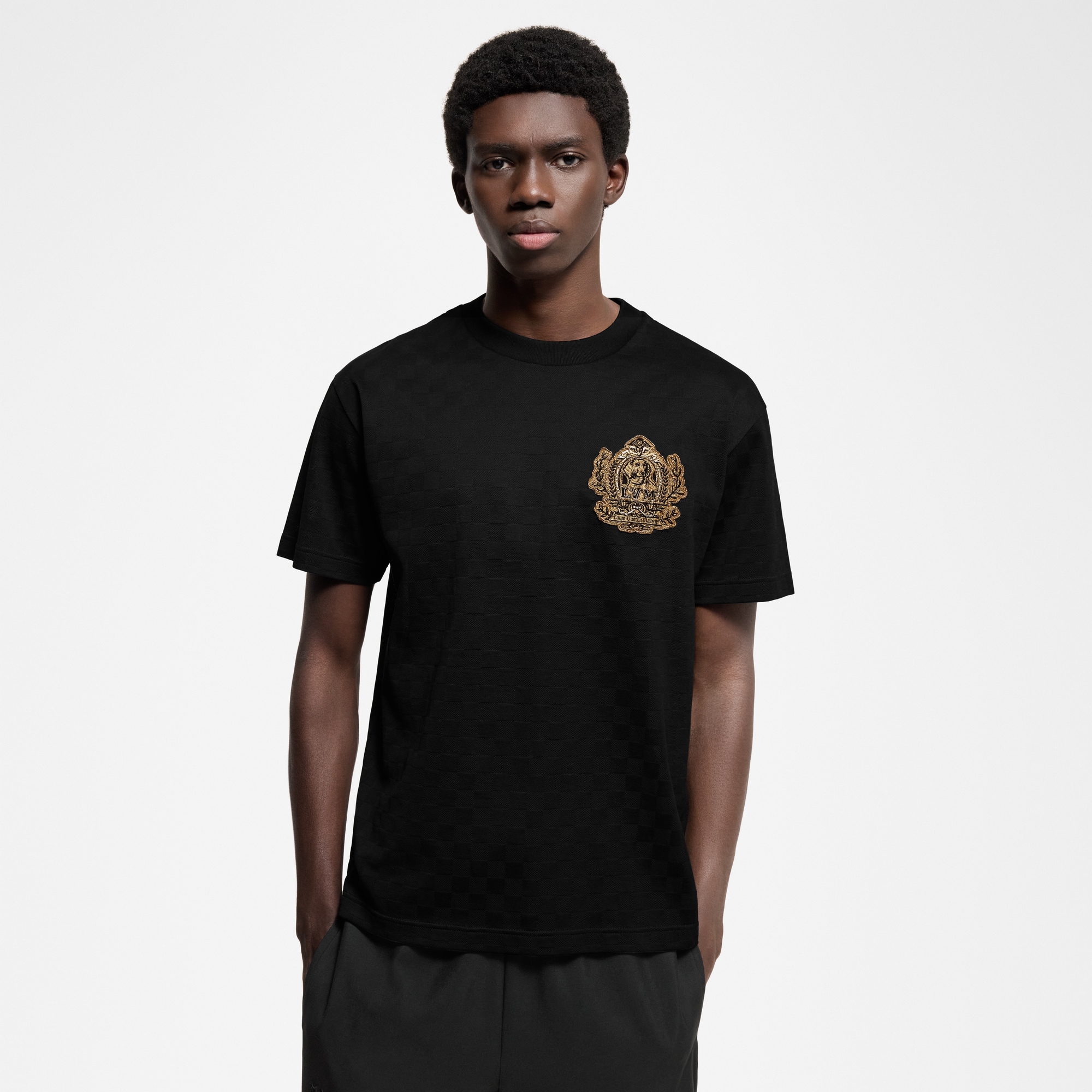 Camiseta de algodón con parche  Hombre Prêt-à-Porter Camisetas y polos | LOUIS VUITTON (Zoom de producto)