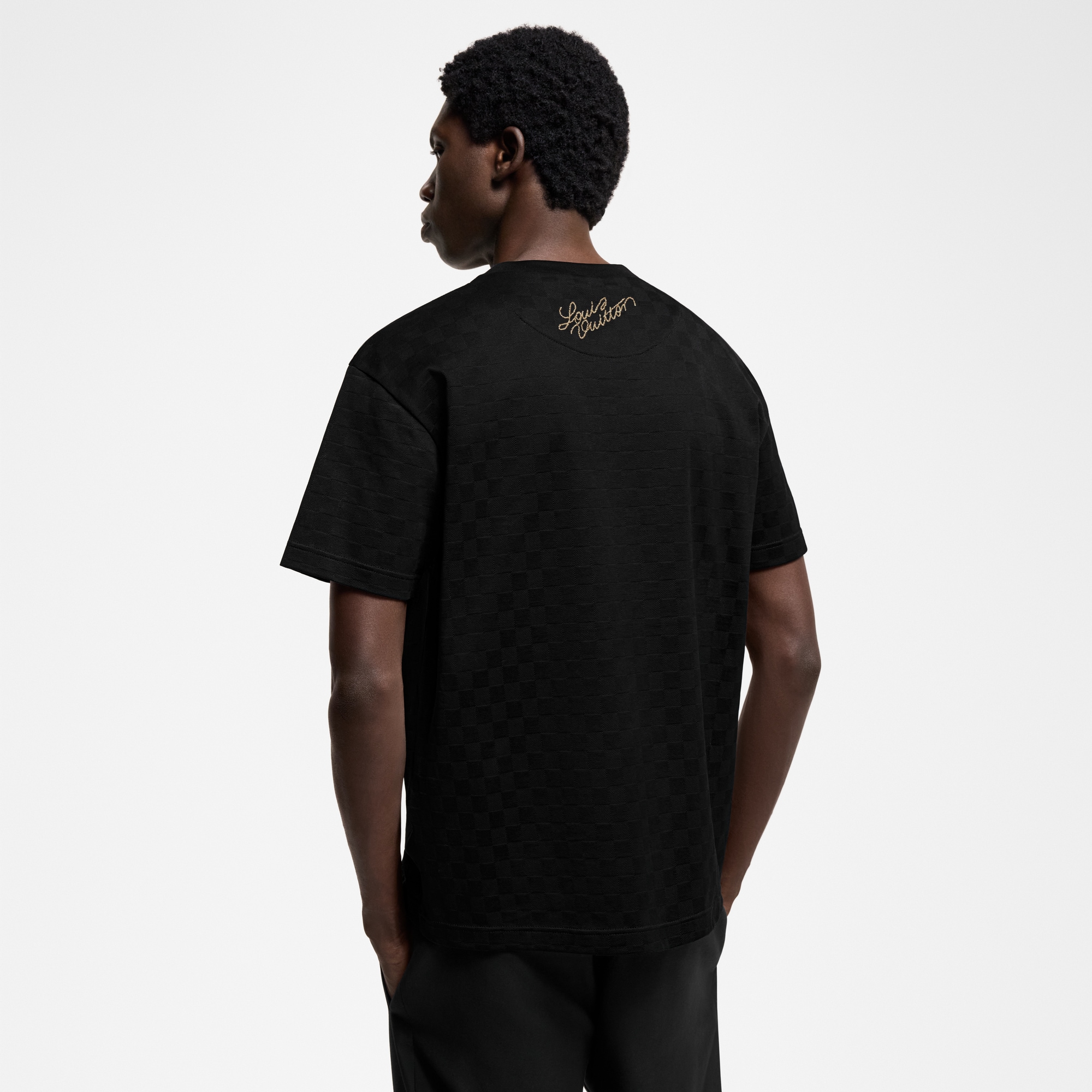 Camiseta de algodón con parche  Hombre Prêt-à-Porter Camisetas y polos | LOUIS VUITTON (Zoom de producto)