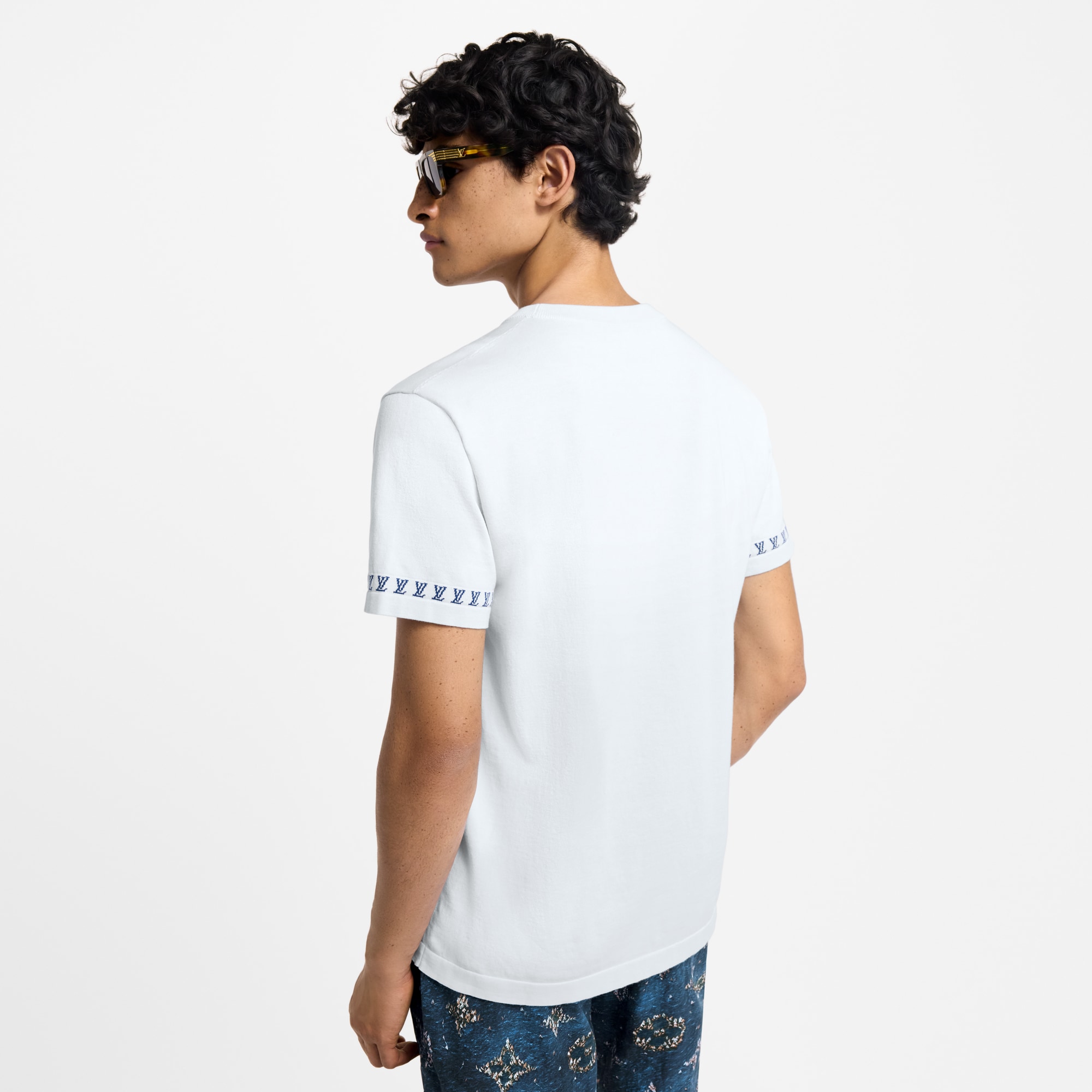 Camiseta de manga corta con motivo distintivo  Hombre Prêt-à-Porter Todo Prêt-à-Porter | LOUIS VUITTON (Zoom de producto)