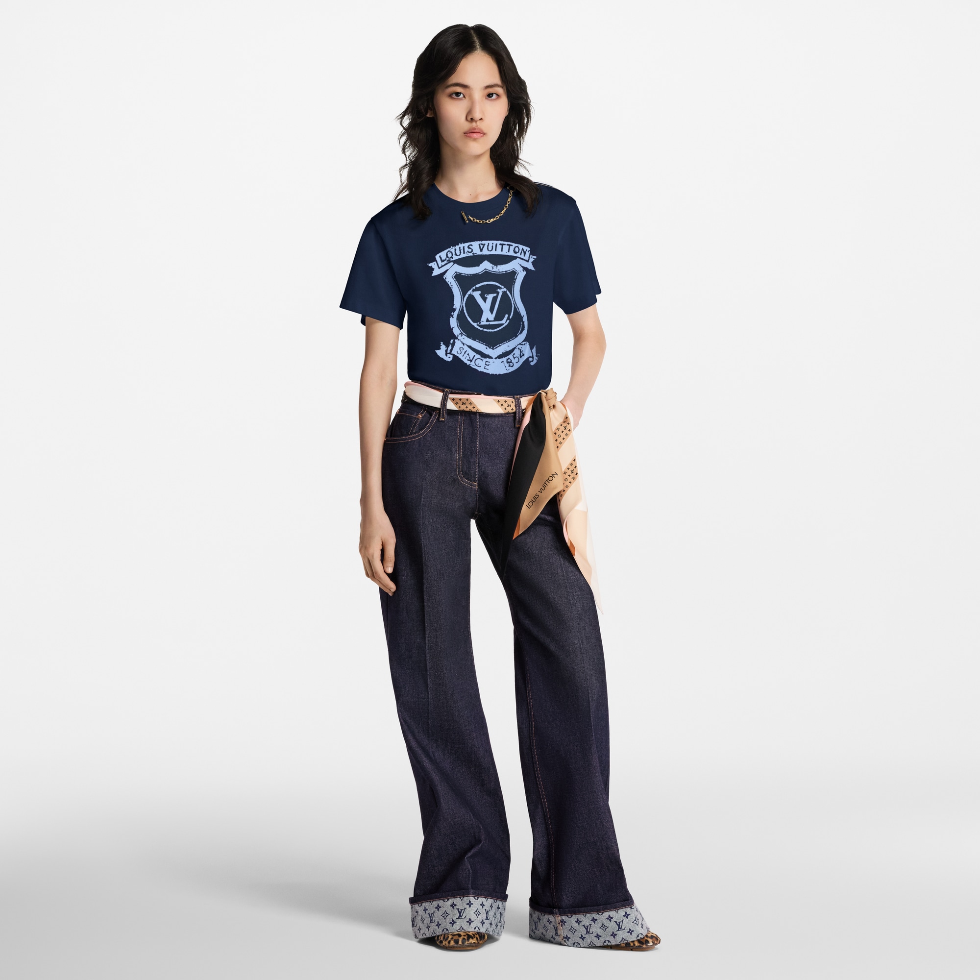 Camiseta LV Crest  Mujer Prêt-à-Porter Tops | LOUIS VUITTON (Zoom de producto)