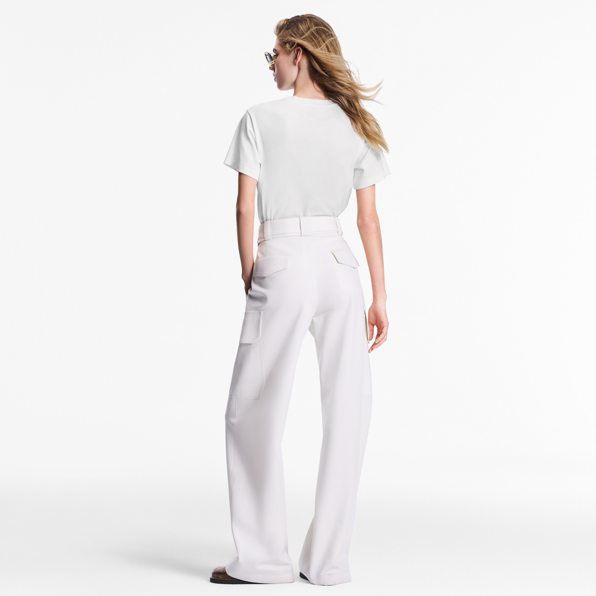 Camiseta LV flocada  Mujer Prêt-à-Porter Tops | LOUIS VUITTON (Zoom de producto)