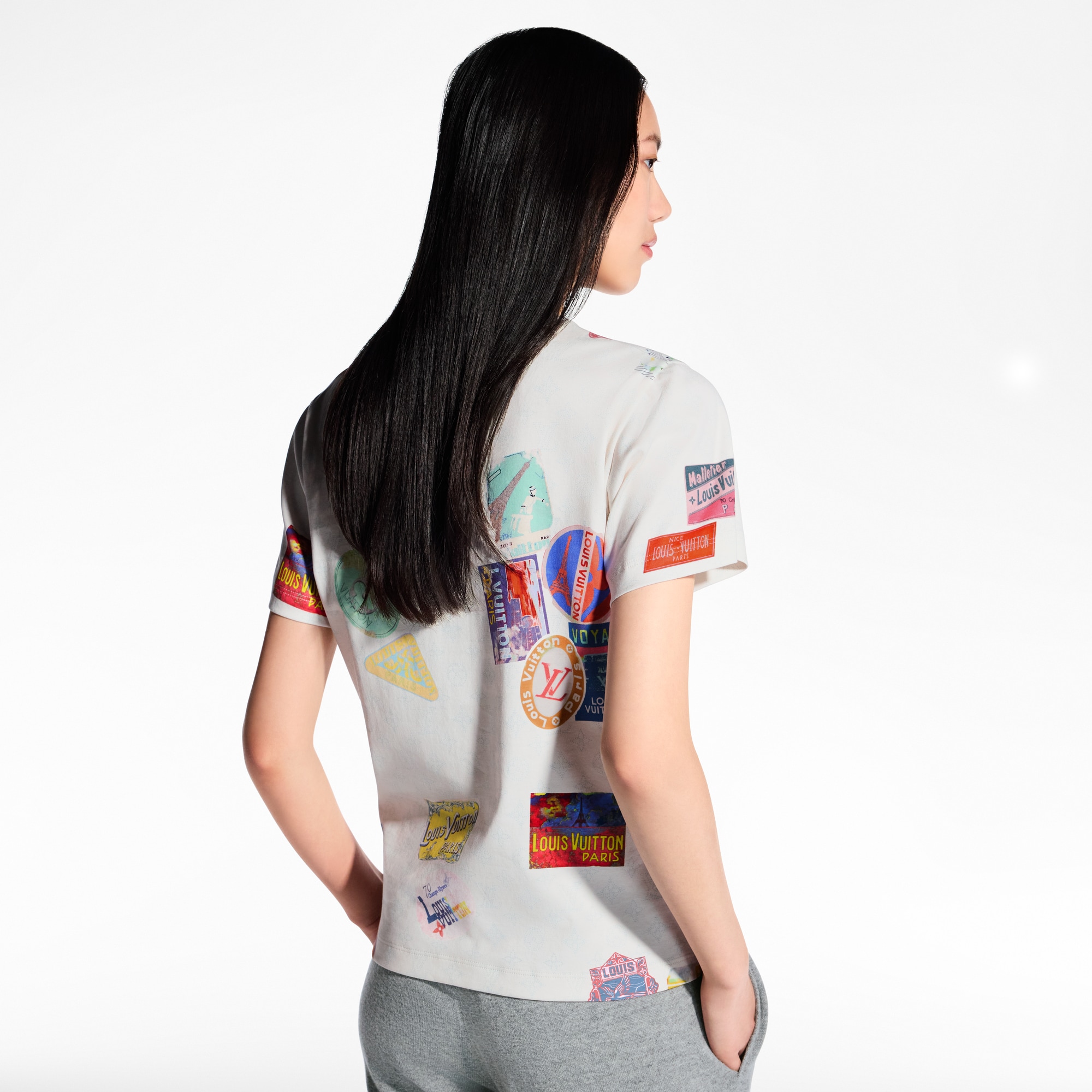 Camiseta Mahina con estampado de parches  Mujer Prêt-à-Porter Tops | LOUIS VUITTON (Zoom de producto)