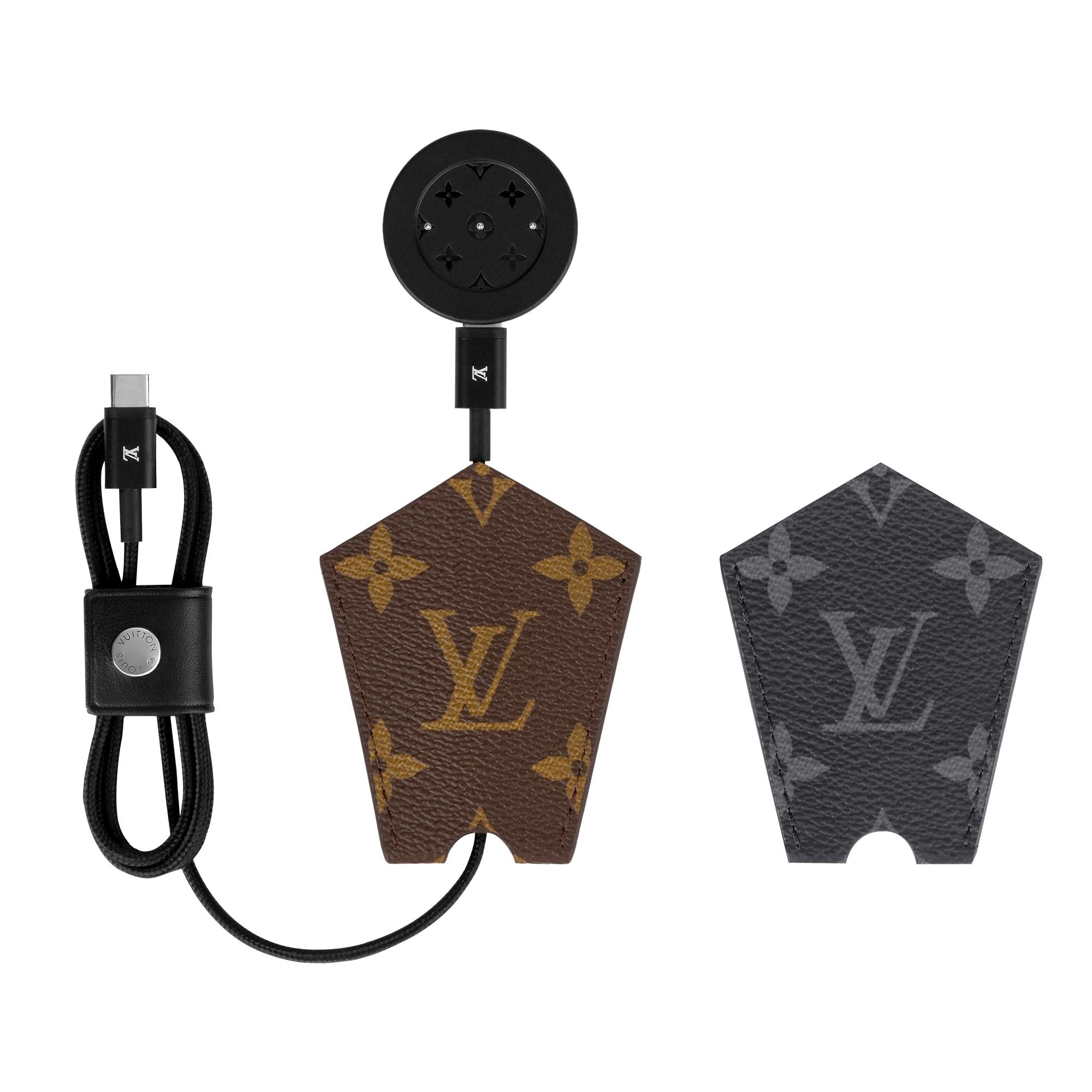 Cargador de batería para relojes Tambour Horizon  Baúles, Viaje y Hogar Accesorios tecnológicos Audio, relojes conectados y accesorios | LOUIS VUITTON (Zoom de producto)