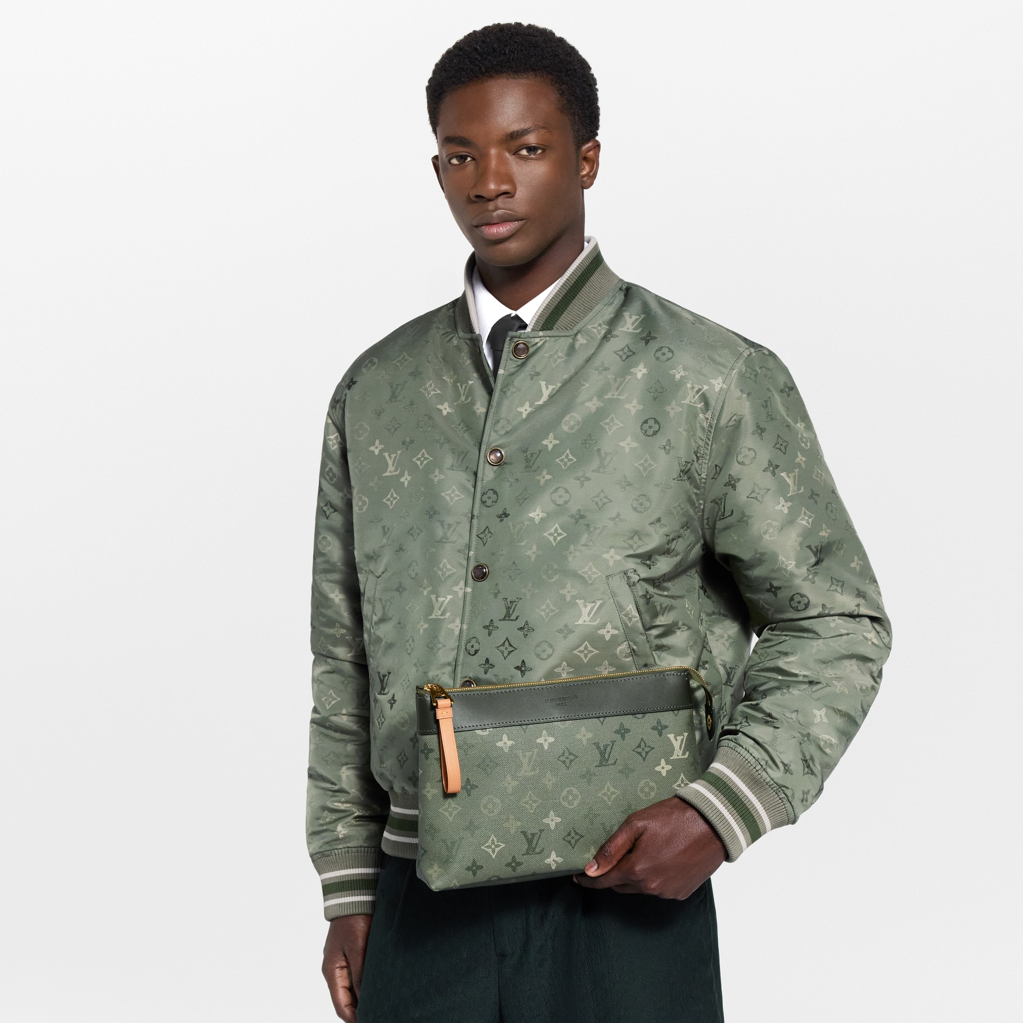 Cartera de mano Voyage Souple Monogram Other Hombre Viaje Bolsos de viaje | LOUIS VUITTON (Zoom de producto)