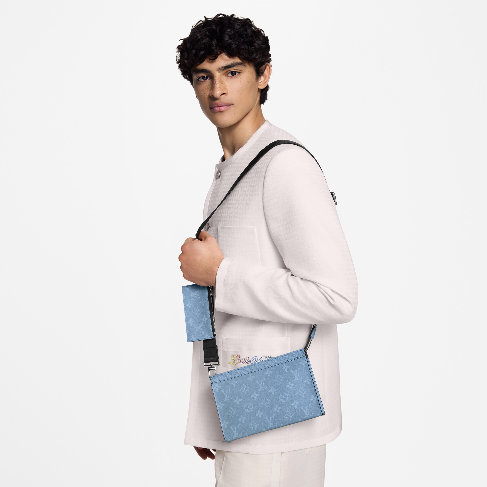 Cartera Gaston con bandolera Taigarama Hombre Carteras y pequeña marroquinería Mini Bolsos | LOUIS VUITTON (Zoom de producto)