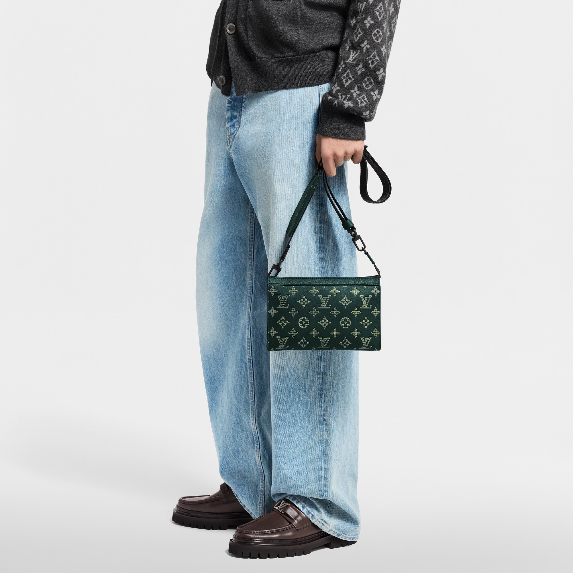 Cartera Gaston con bandolera Piel Monogram Shadow  Hombre Carteras y pequeña marroquinería Mini Bolsos | LOUIS VUITTON (Zoom de producto)