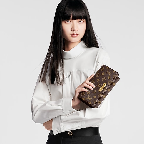 Cartera Lily con cadena Lona Monogram Mujer Carteras y pequeña marroquinería Carteras con cadena y mini bolsos | LOUIS VUITTON (Zoom de producto)