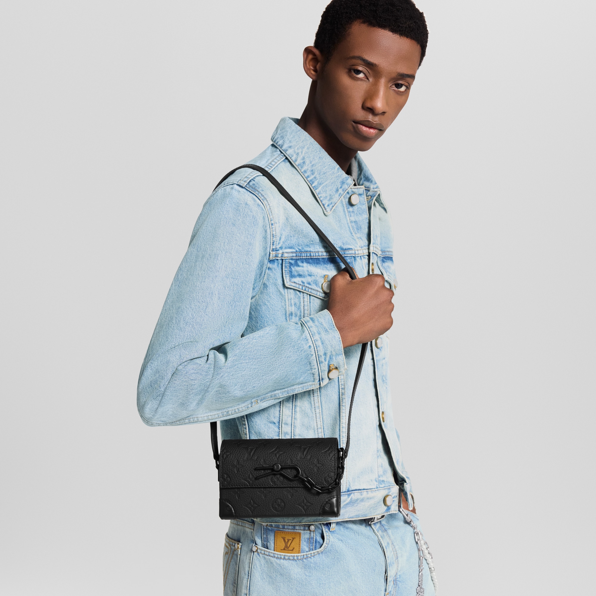 Cartera Steamer con bandolera Monogram Piel Taurillon Hombre Bolsos All Collections | LOUIS VUITTON (Zoom de producto)
