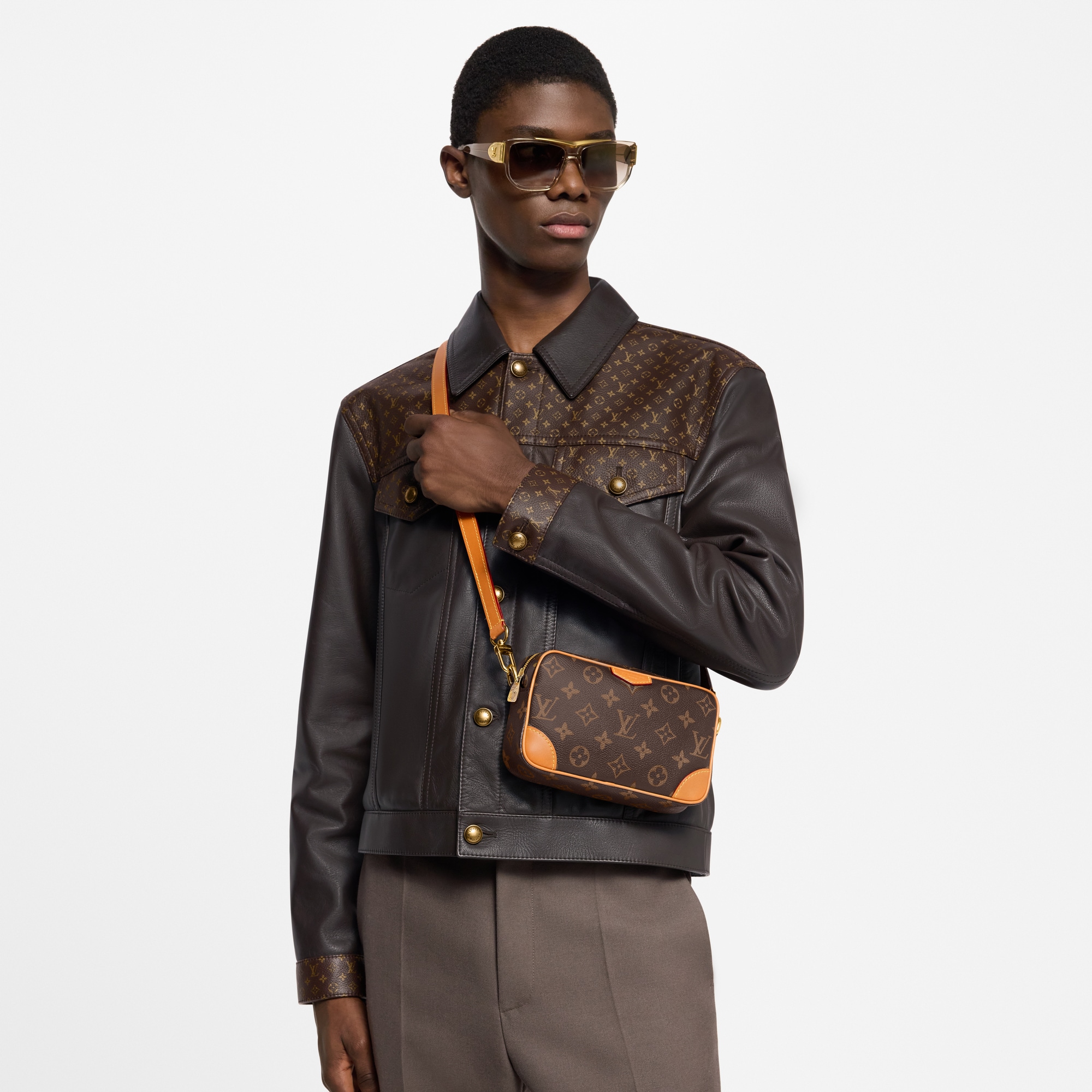 Cartera Trocadéro con bandolera G69 Hombre Carteras y pequeña marroquinería Mini Bolsos | LOUIS VUITTON (Zoom de producto)