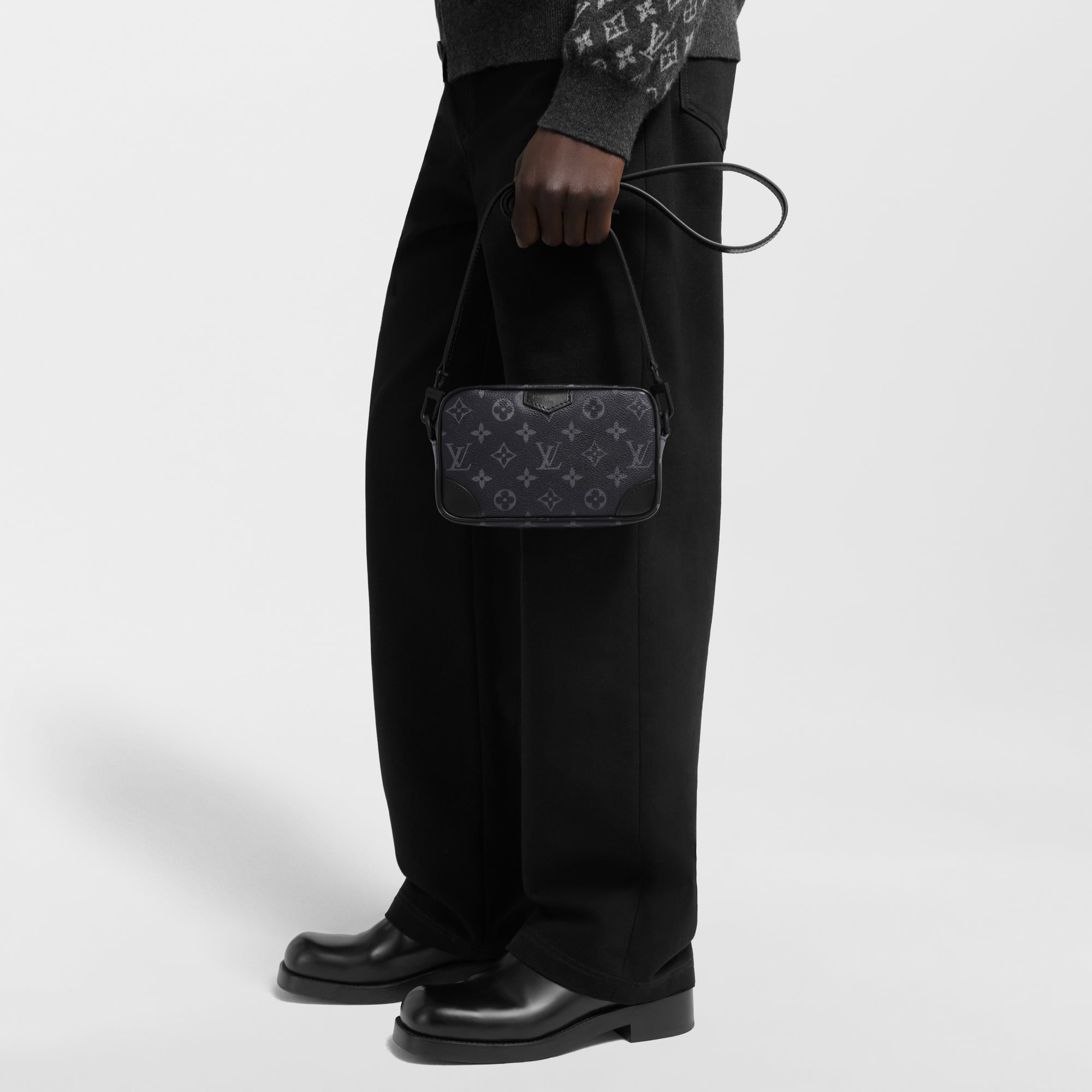Cartera Trocadéro con bandolera Lona Monogram Eclipse Hombre Carteras y pequeña marroquinería Mini Bolsos | LOUIS VUITTON (Zoom de producto)