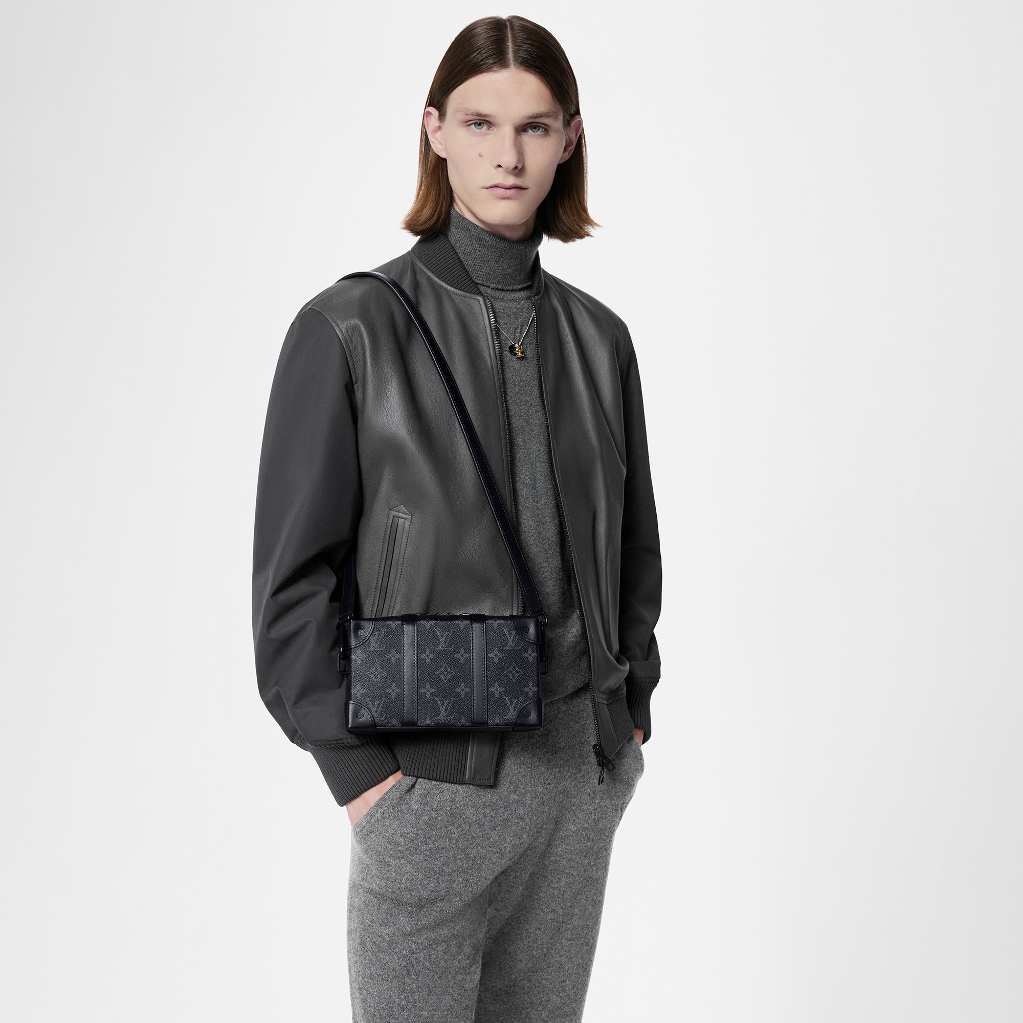 Cartera Trunk Monogram Eclipse Novedades Holiday Selección para él | LOUIS VUITTON (Zoom de producto)