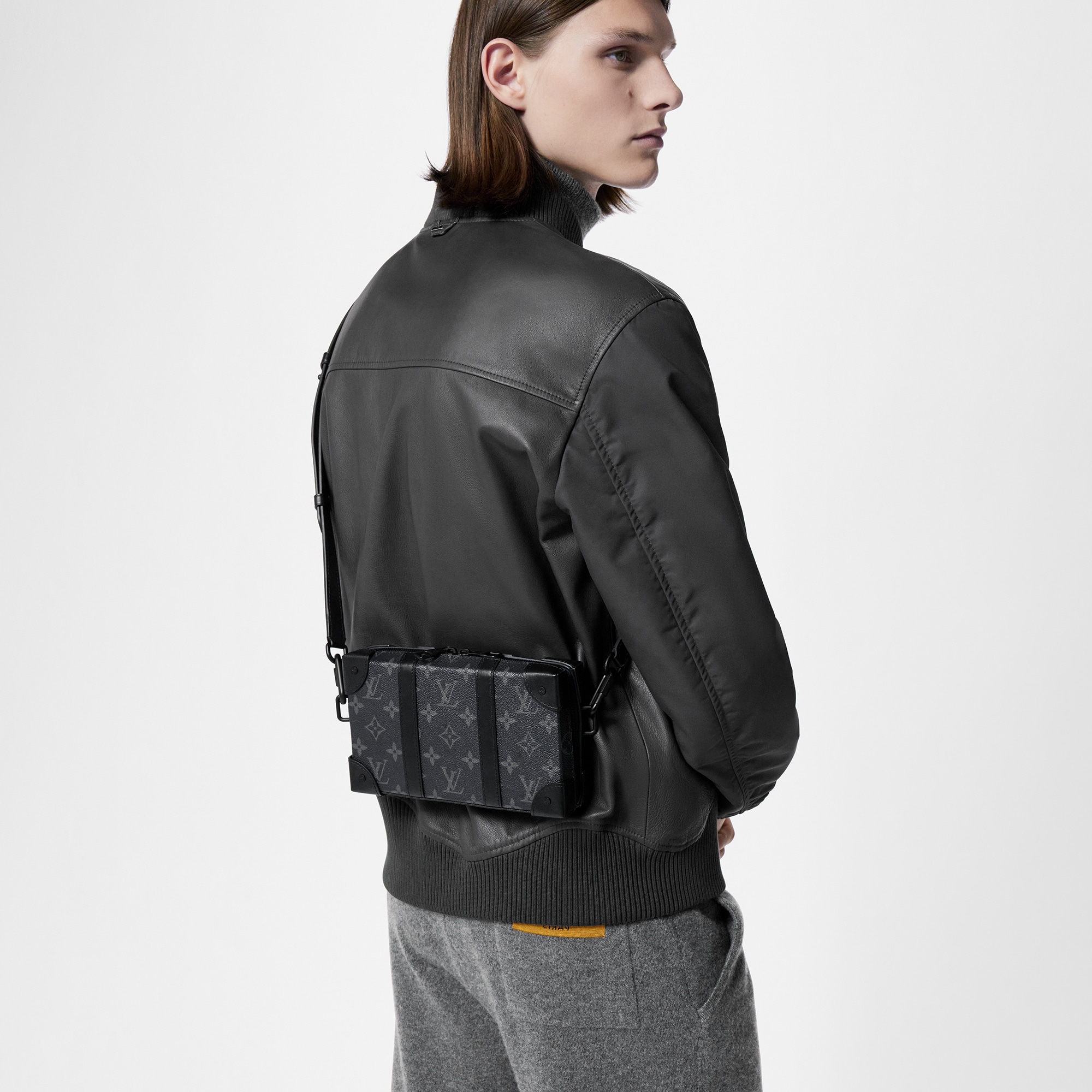 Cartera Trunk Monogram Eclipse Novedades Holiday Selección para él | LOUIS VUITTON (Zoom de producto)