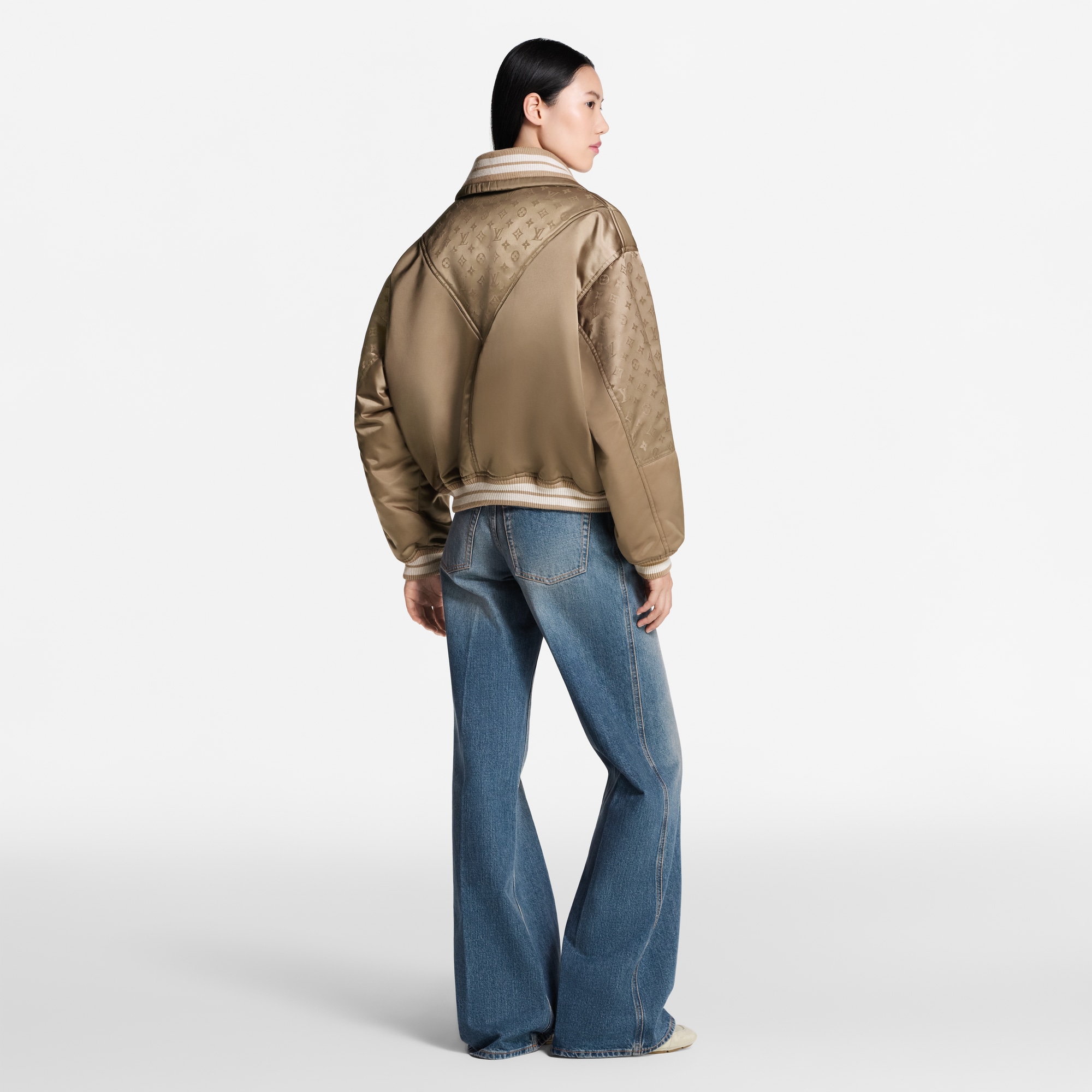 Cazadora bomber acolchada  Mujer Prêt-à-Porter Abrigos y chaquetas | LOUIS VUITTON (Zoom de producto)