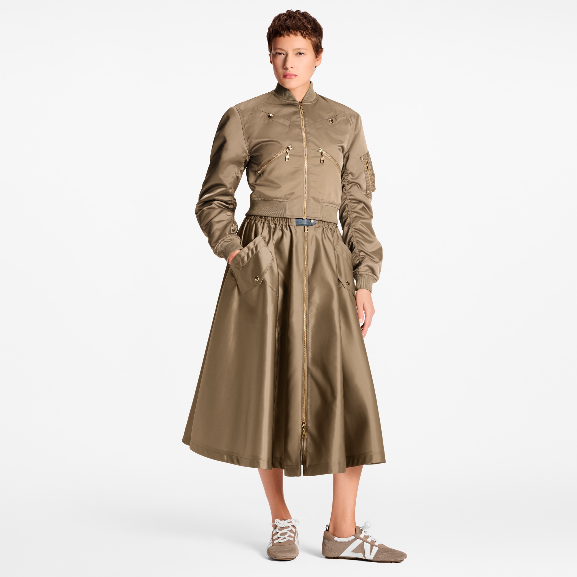 Cazadora bomber cropped con mangas fruncidas  Mujer Prêt-à-Porter Abrigos y chaquetas | LOUIS VUITTON (Zoom de producto)
