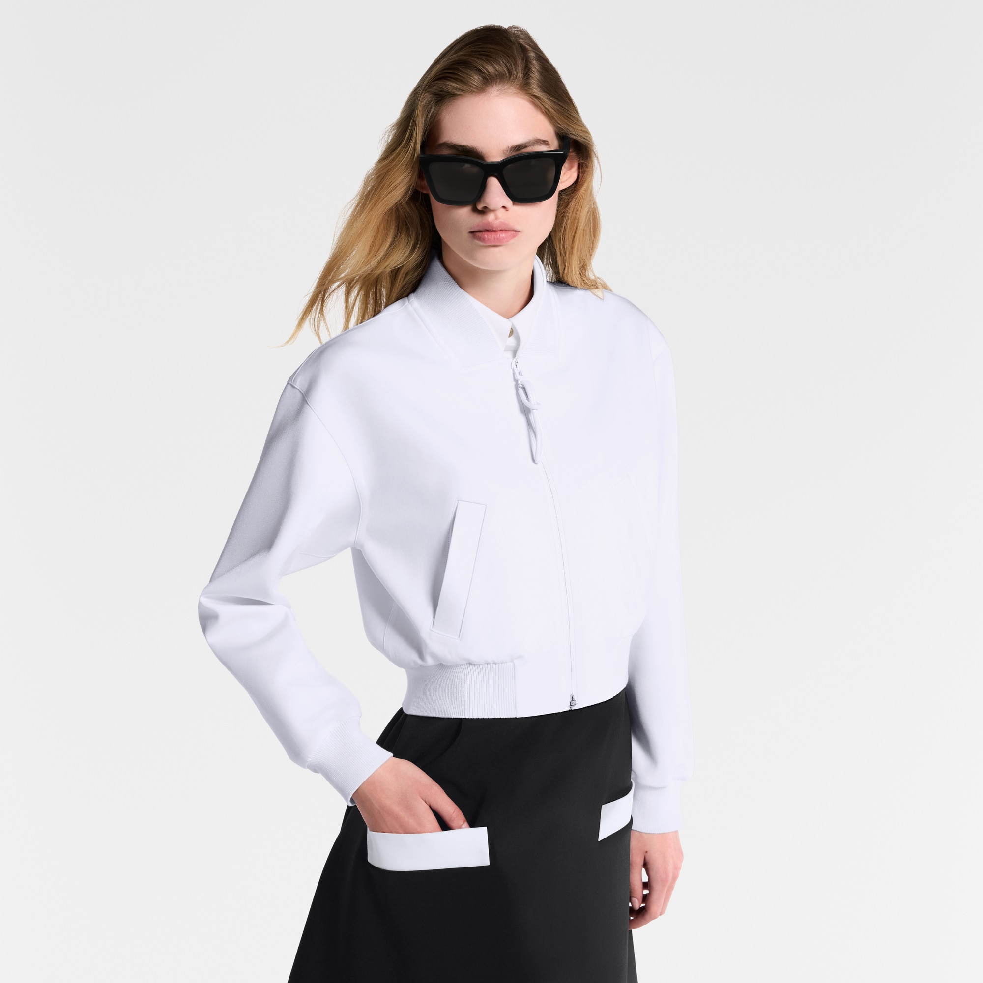 Cazadora bomber cropped de punto técnico  Mujer Prêt-à-Porter Abrigos y chaquetas | LOUIS VUITTON (Zoom de producto)